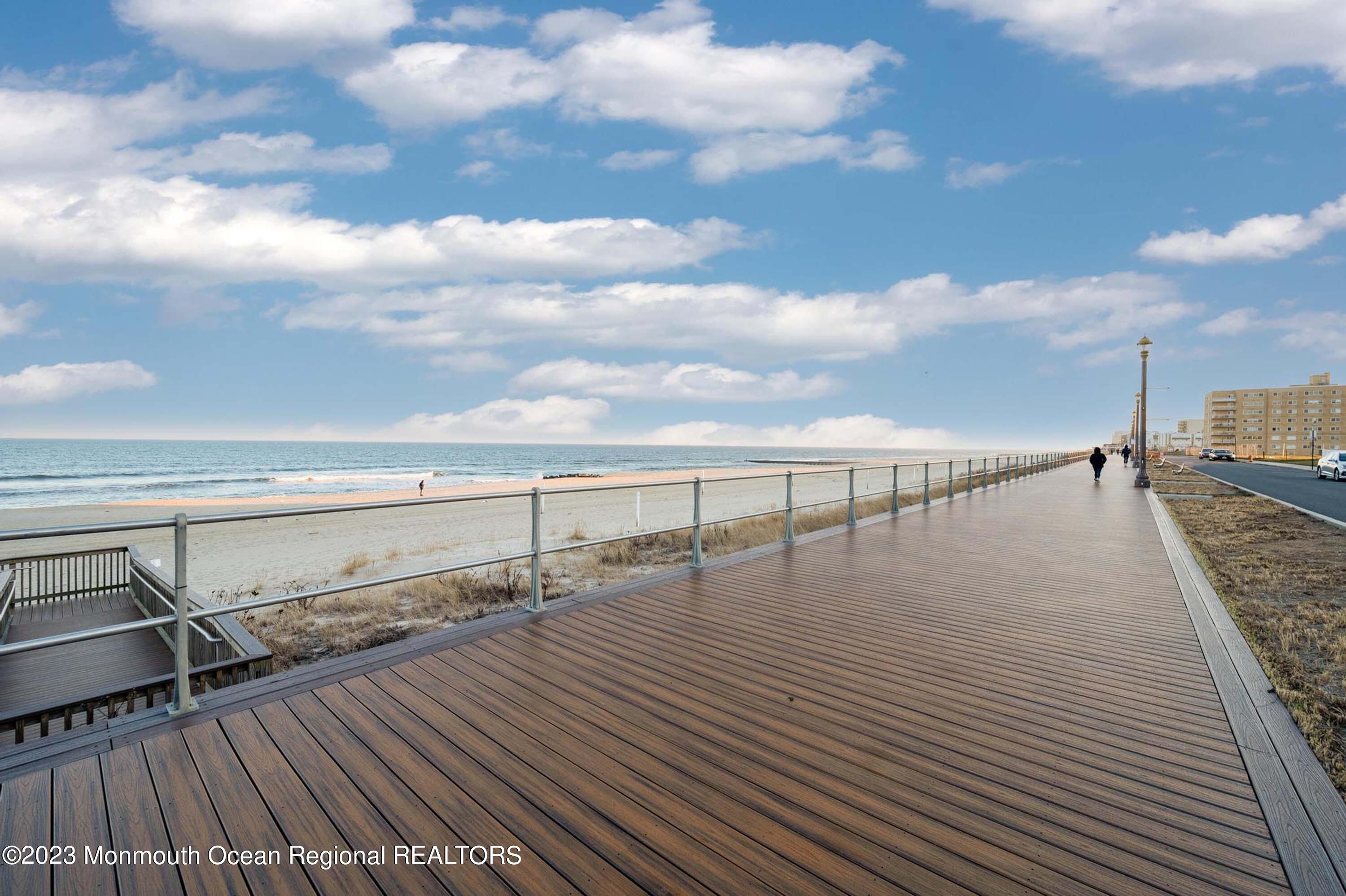 350 Ocean Avenue, 207