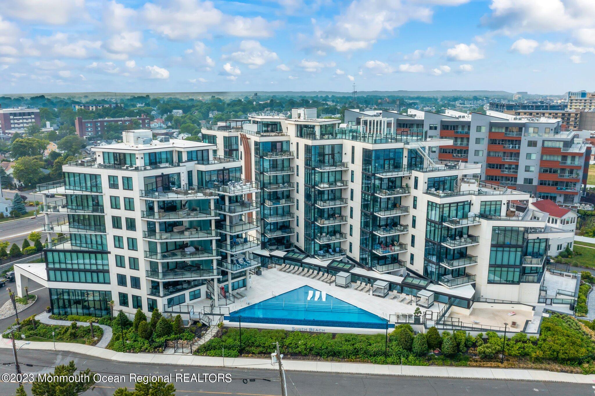 350 Ocean Avenue, 507