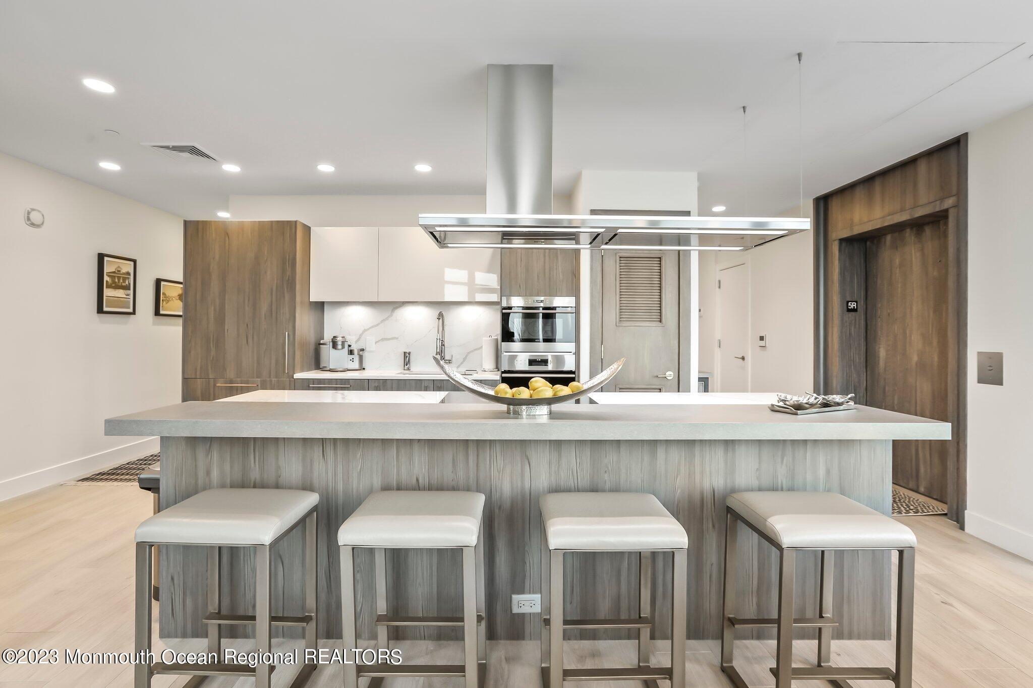 350 Ocean Avenue, 507