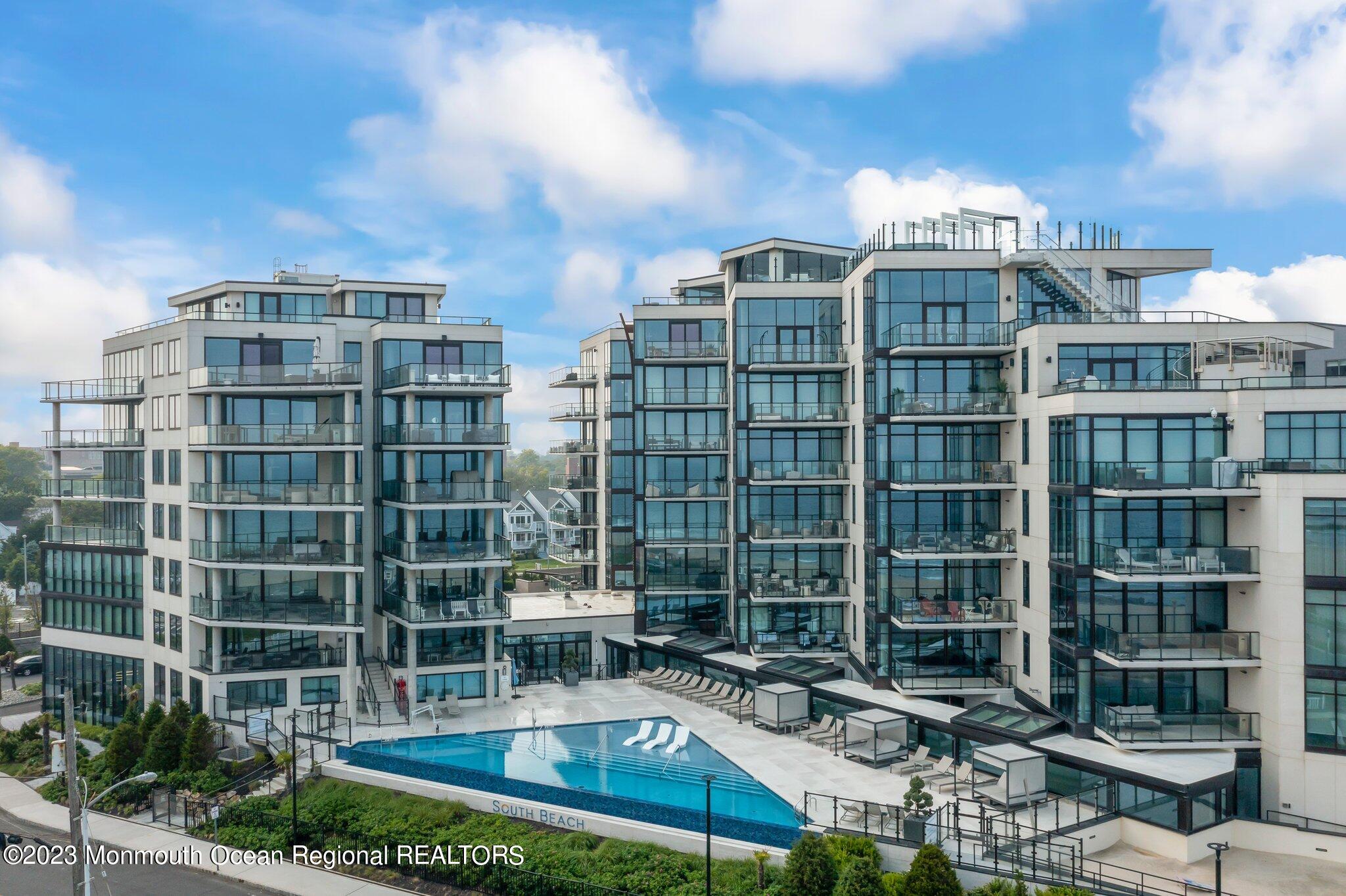 350 Ocean Avenue, 507