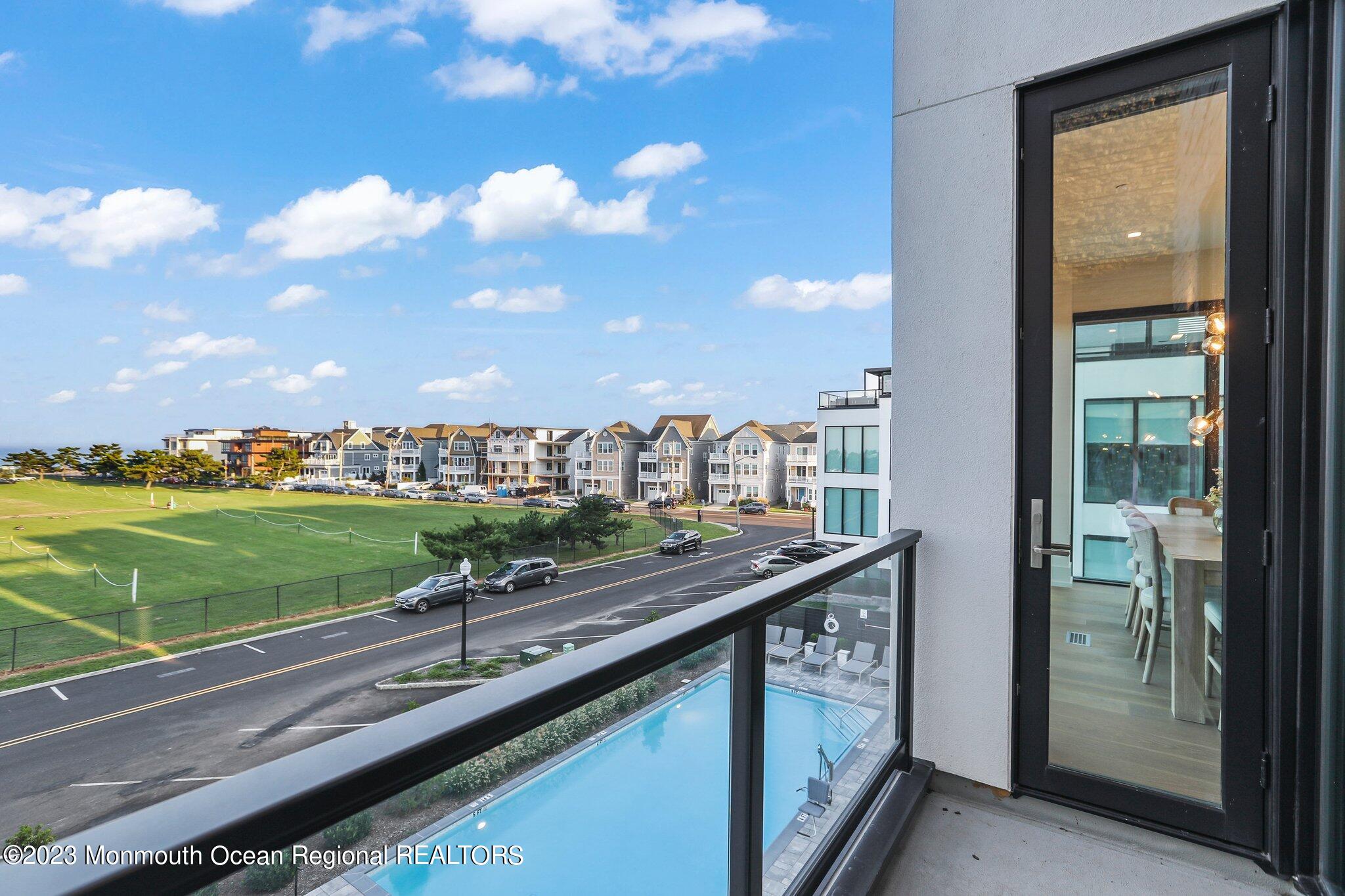 200 Ocean Avenue, 10