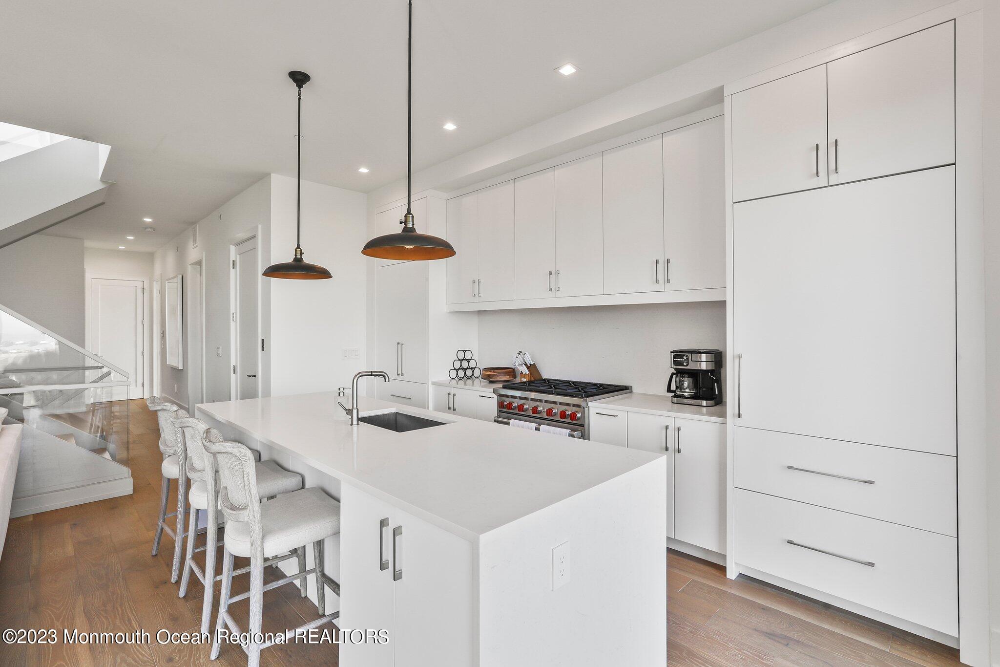 200 Ocean Avenue, 10