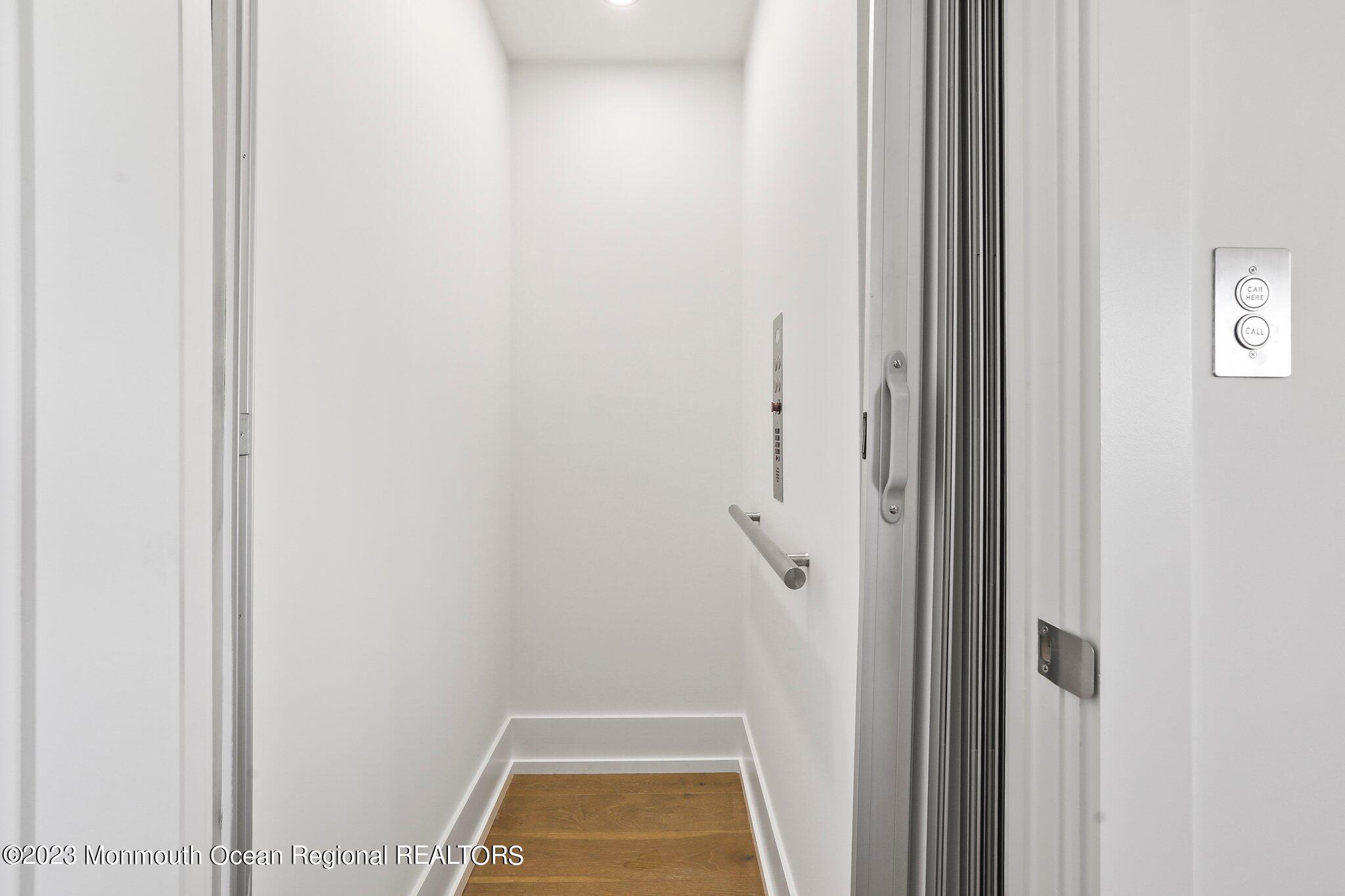 200 Ocean Avenue, 10