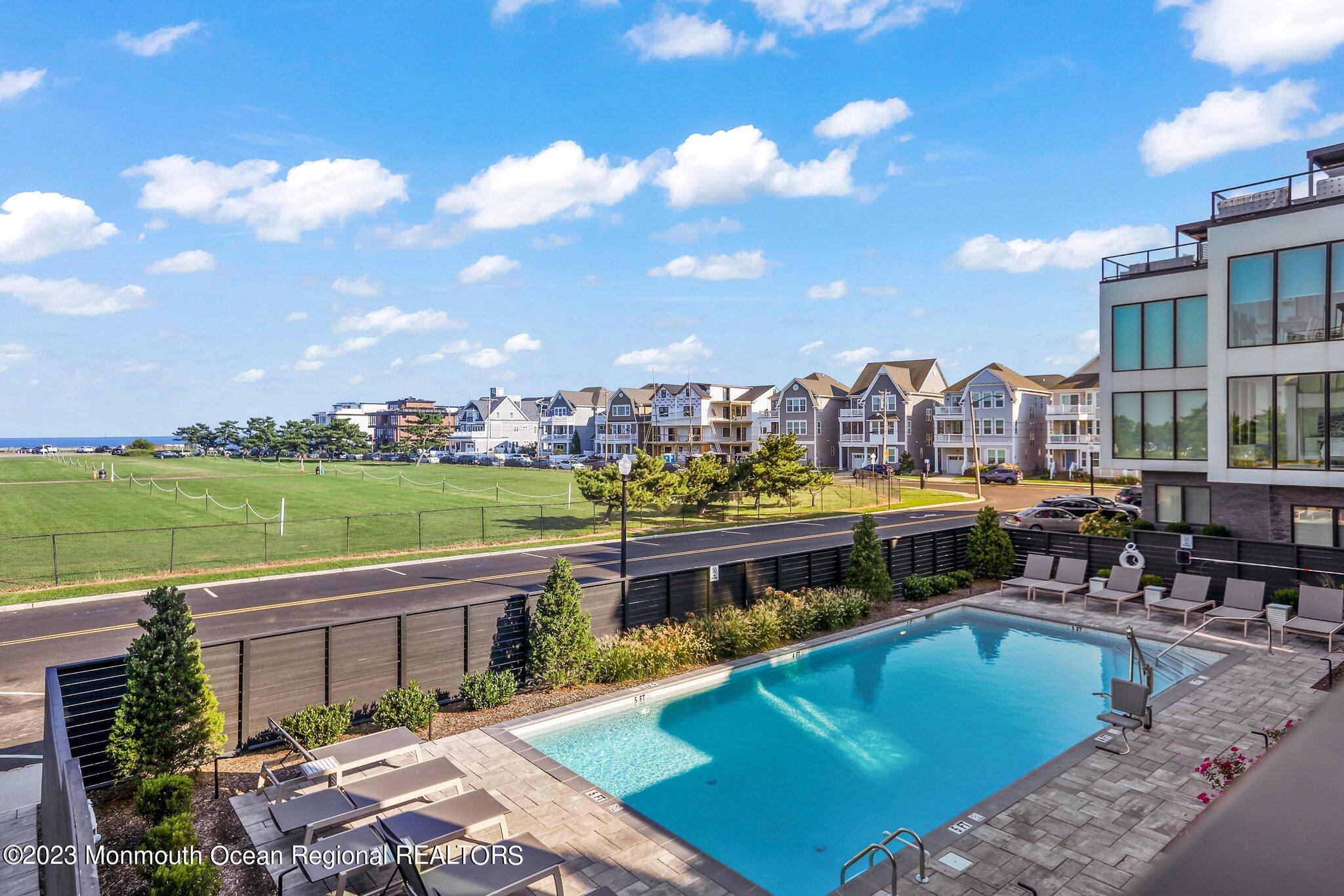 200 Ocean Avenue, 10