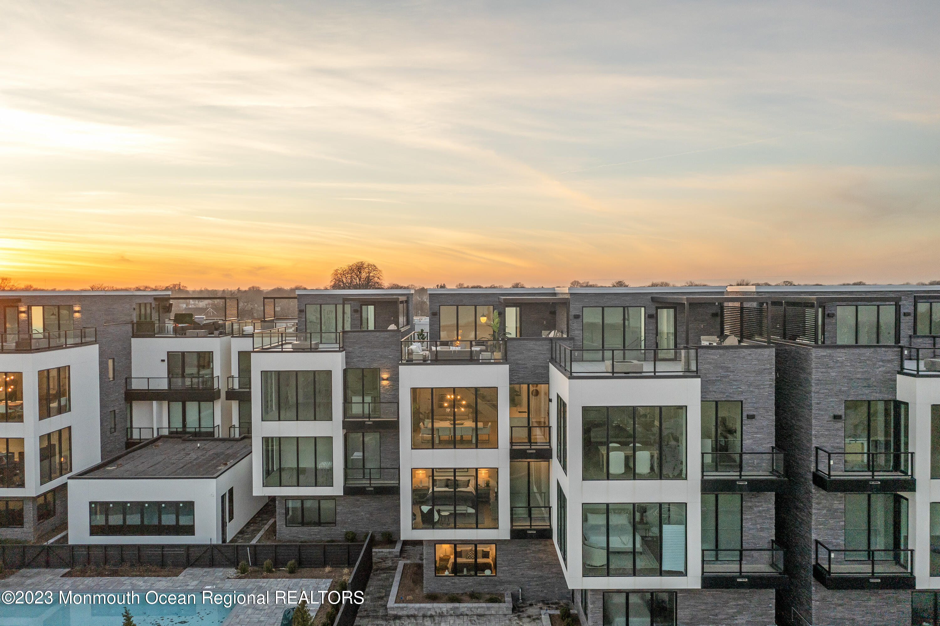 200 Ocean Avenue, 10