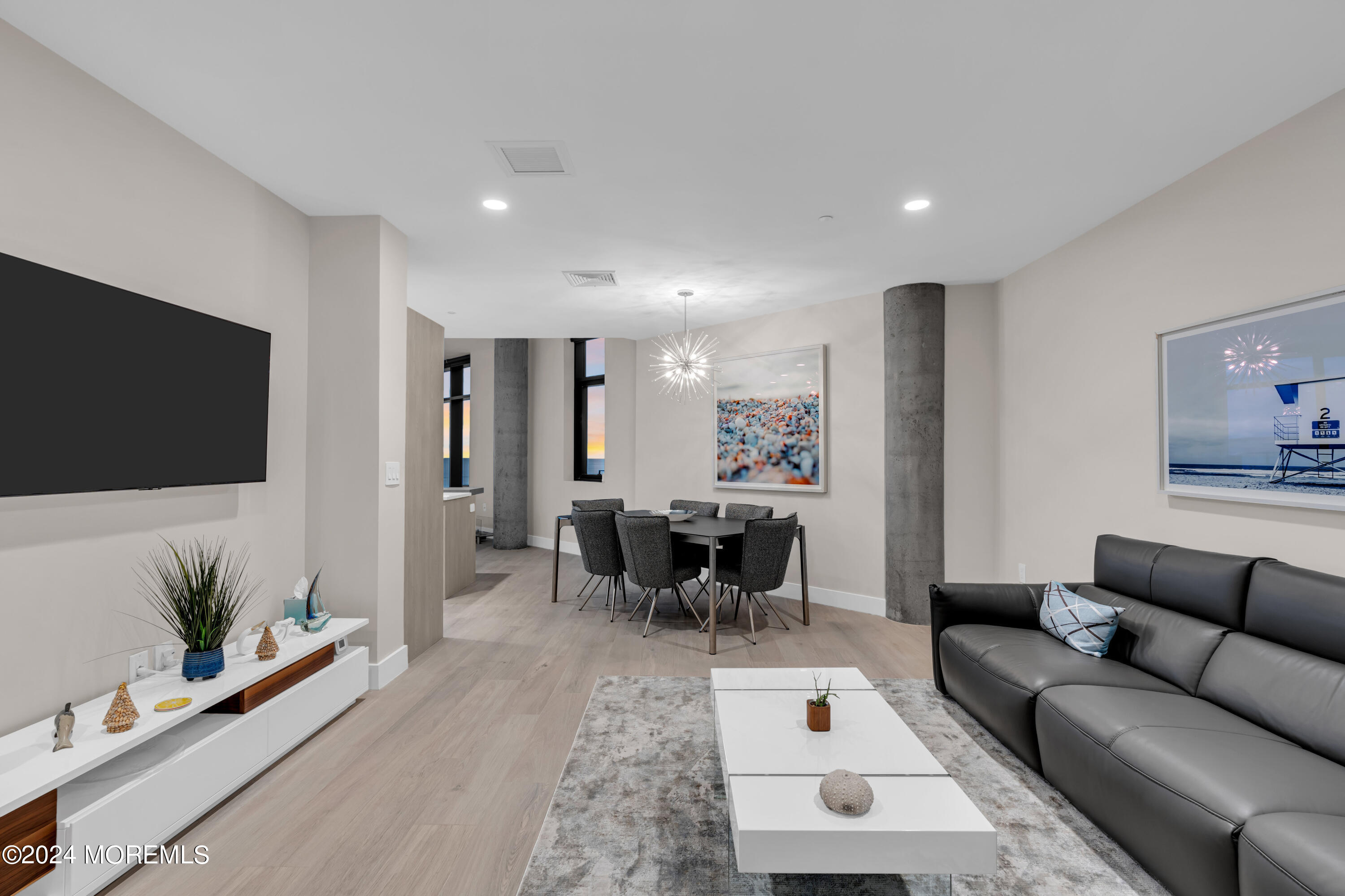 350 Ocean Avenue, 307