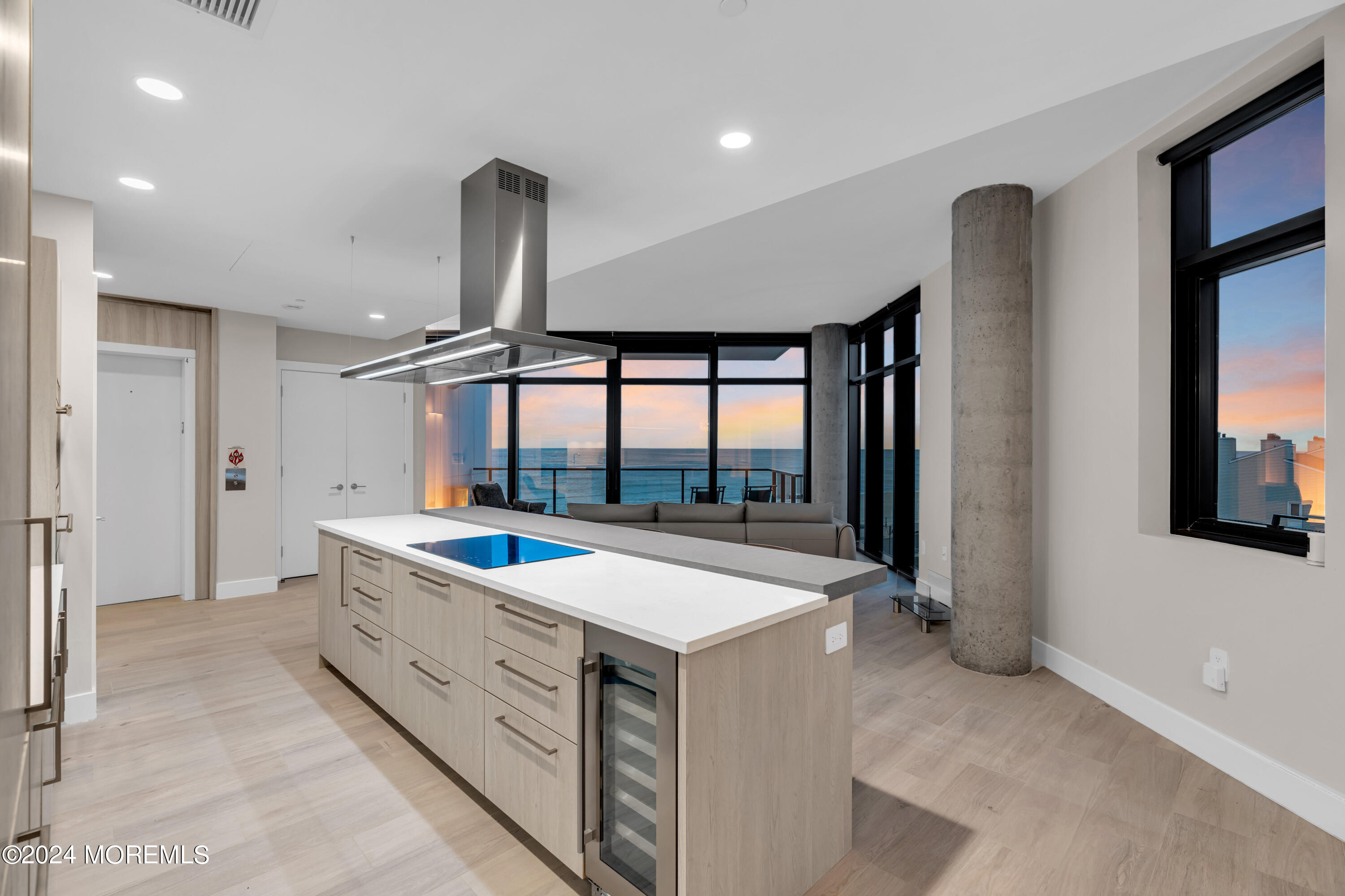 350 Ocean Avenue, 307