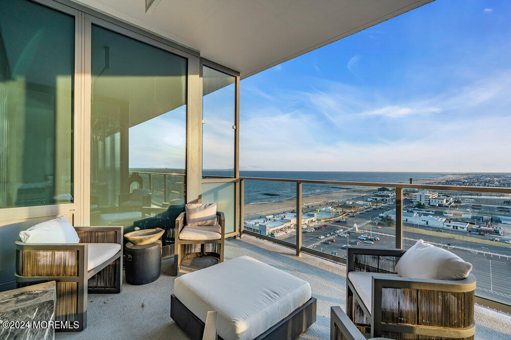 1101 Ocean Avenue, 1405