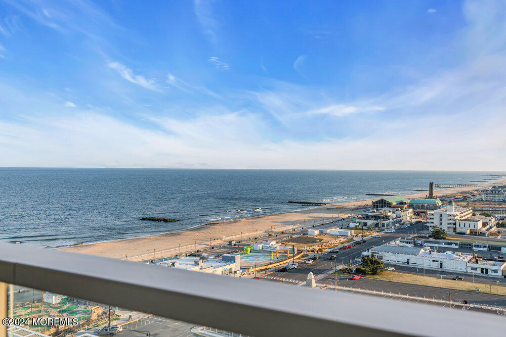 1101 Ocean Avenue, 1405