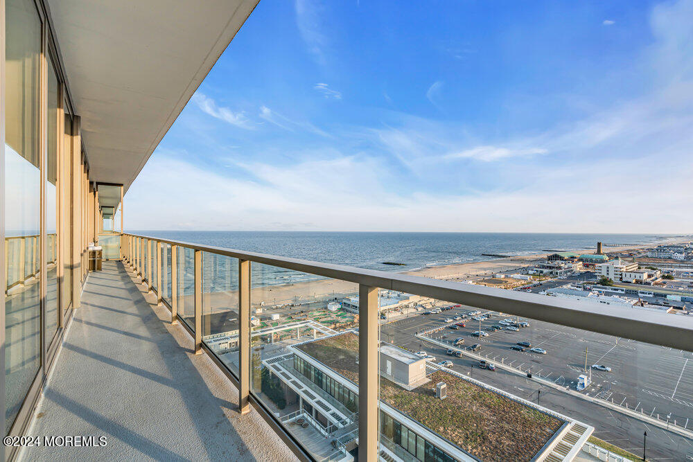 1101 Ocean Avenue, 1405