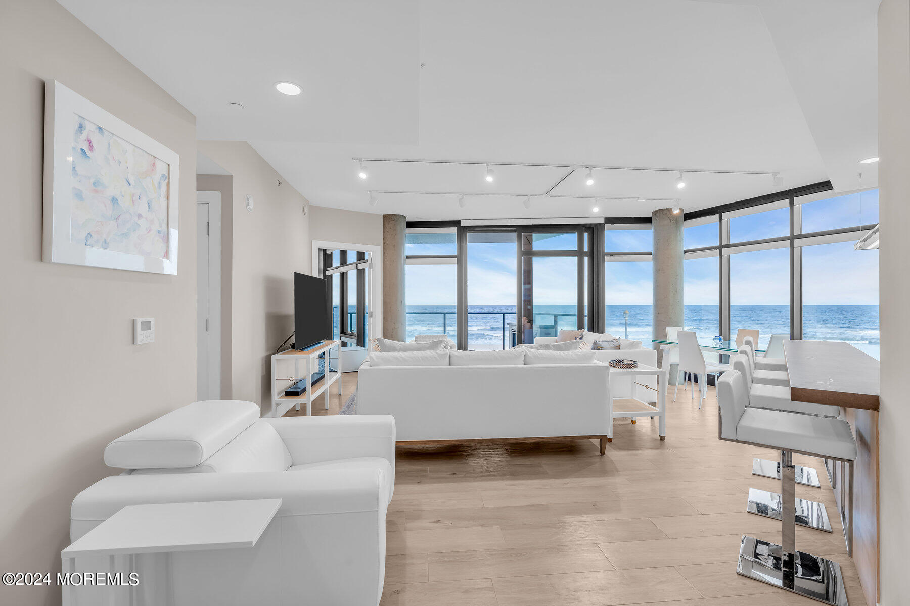 350 Ocean Avenue, 208