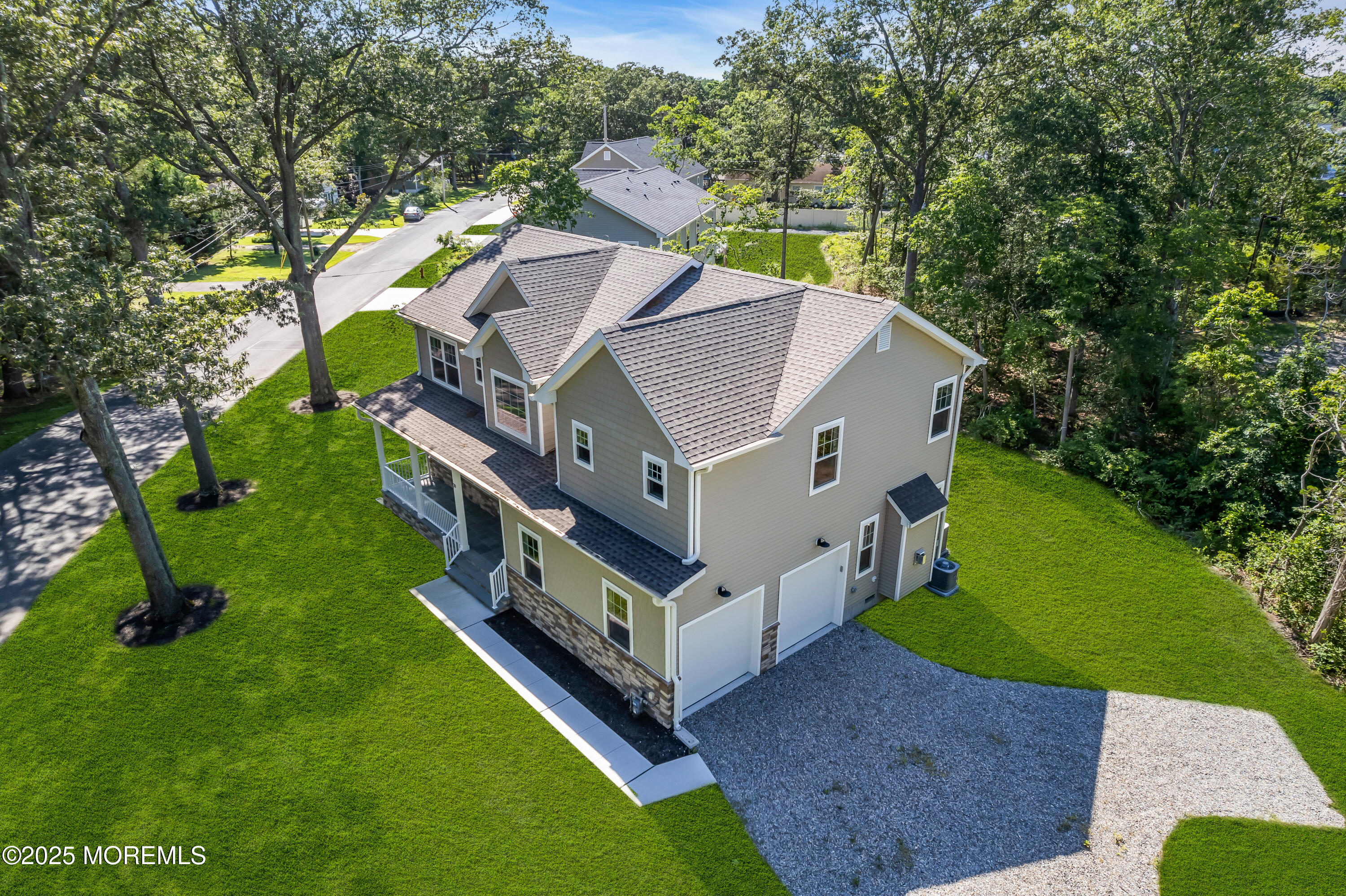 39 Pennsylvania Avenue