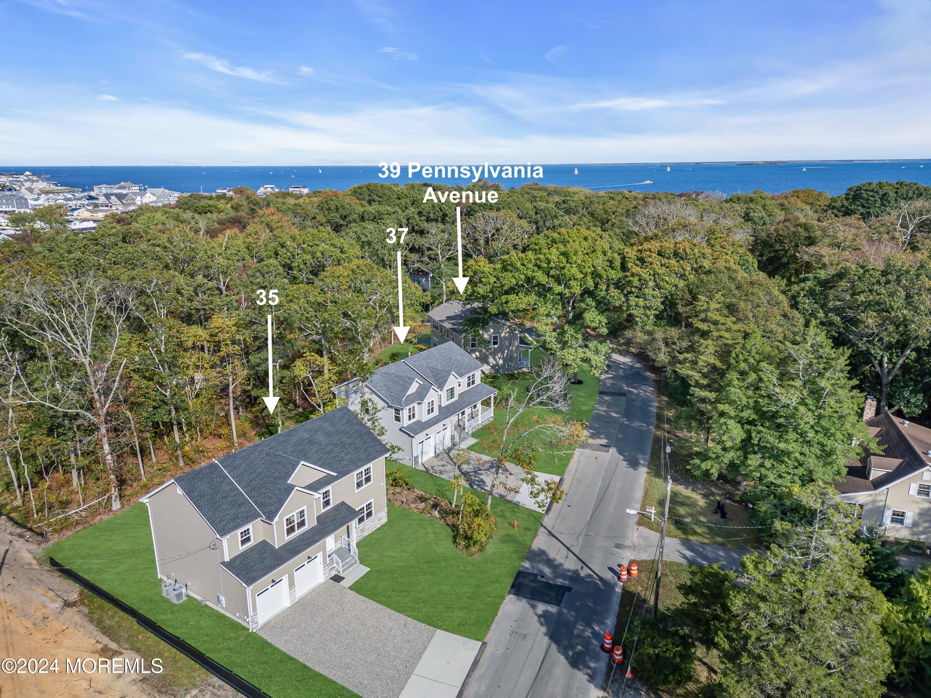 39 Pennsylvania Avenue