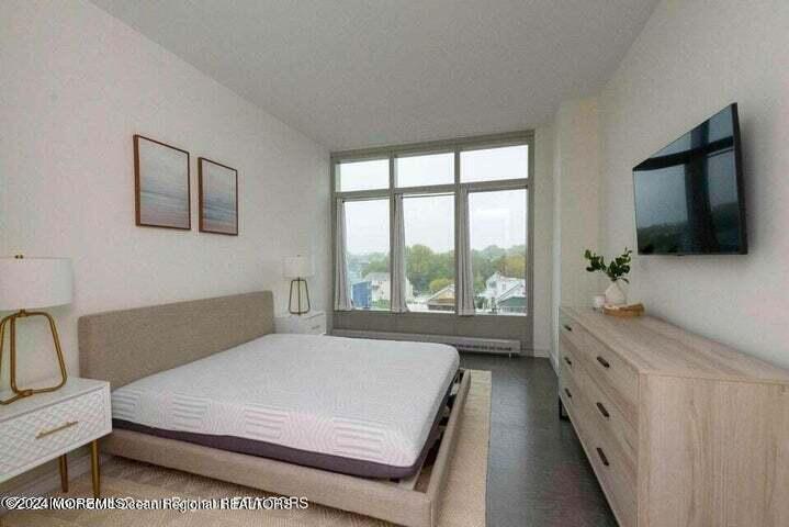 15 Morris Avenue 301