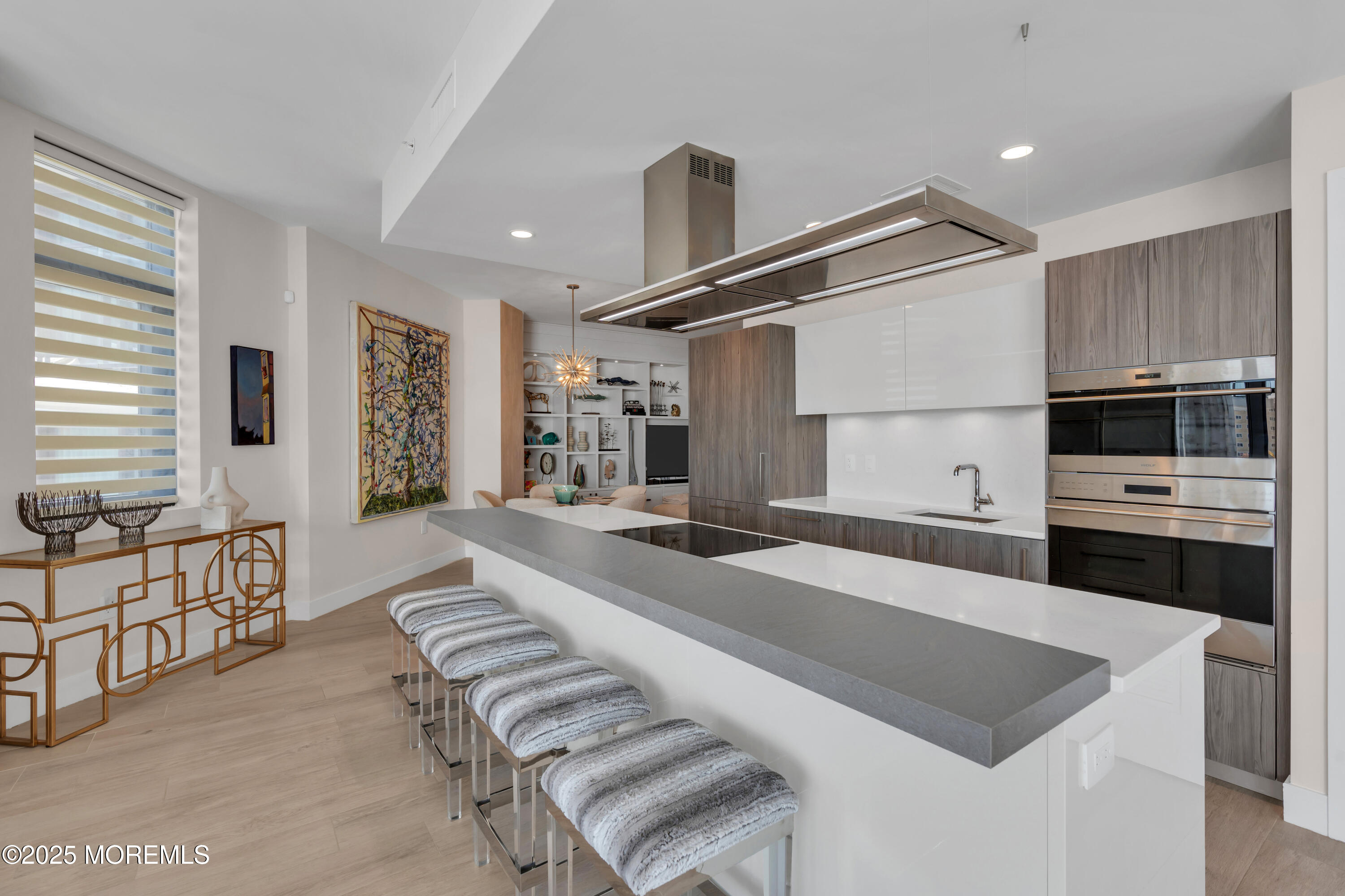 350 Ocean Avenue, 405