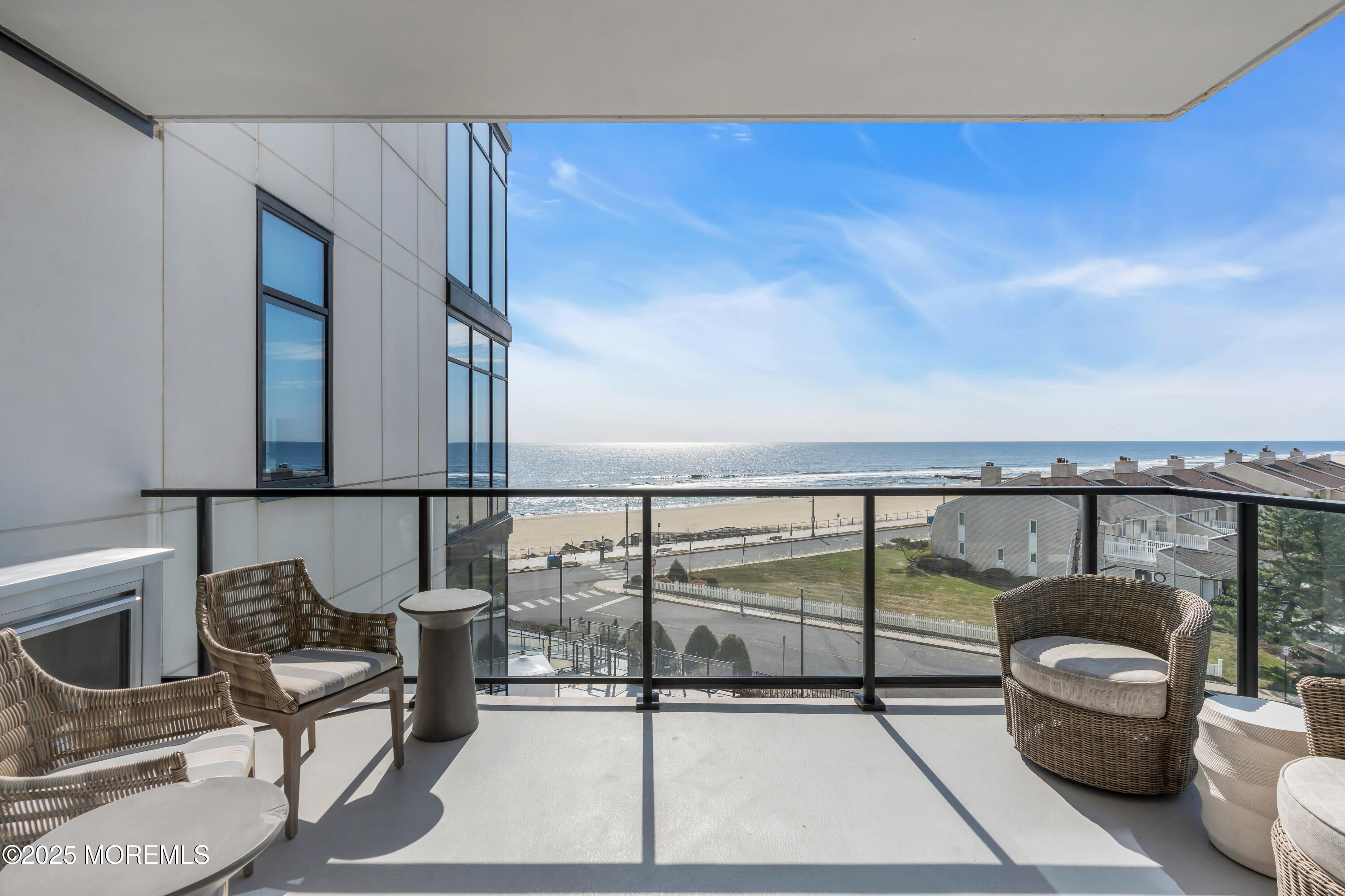 350 Ocean Avenue, 405