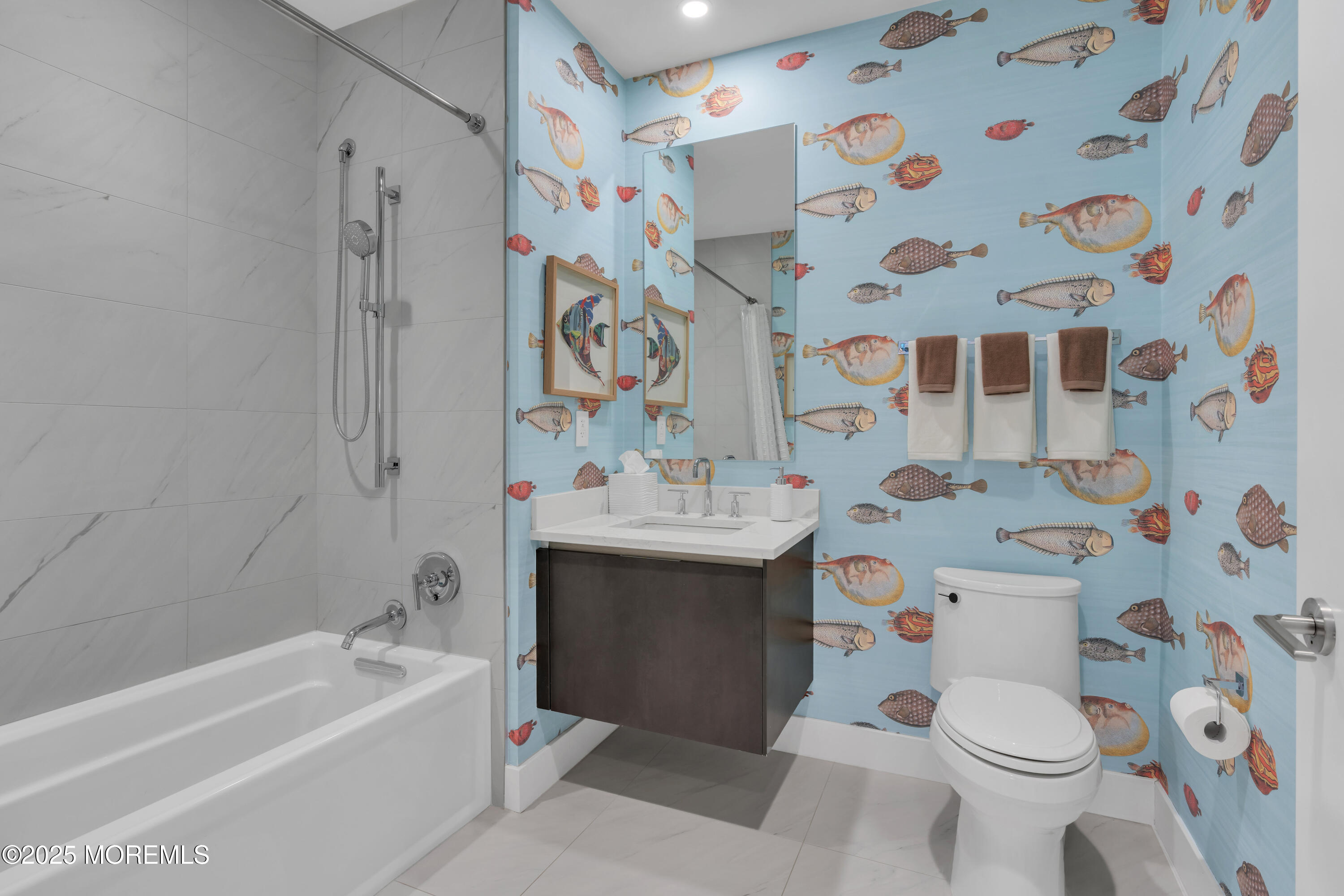 350 Ocean Avenue, 405