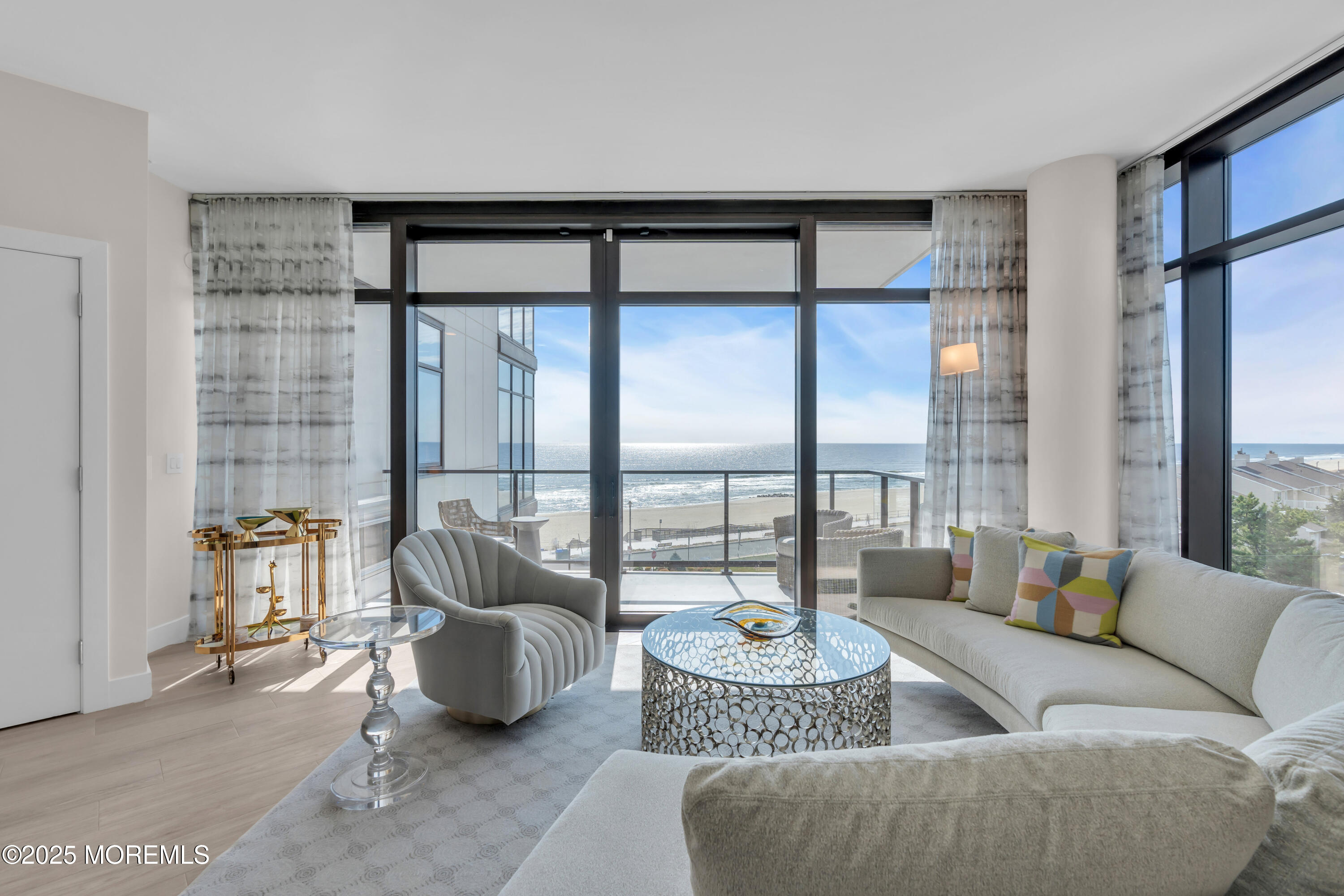 350 Ocean Avenue, 405