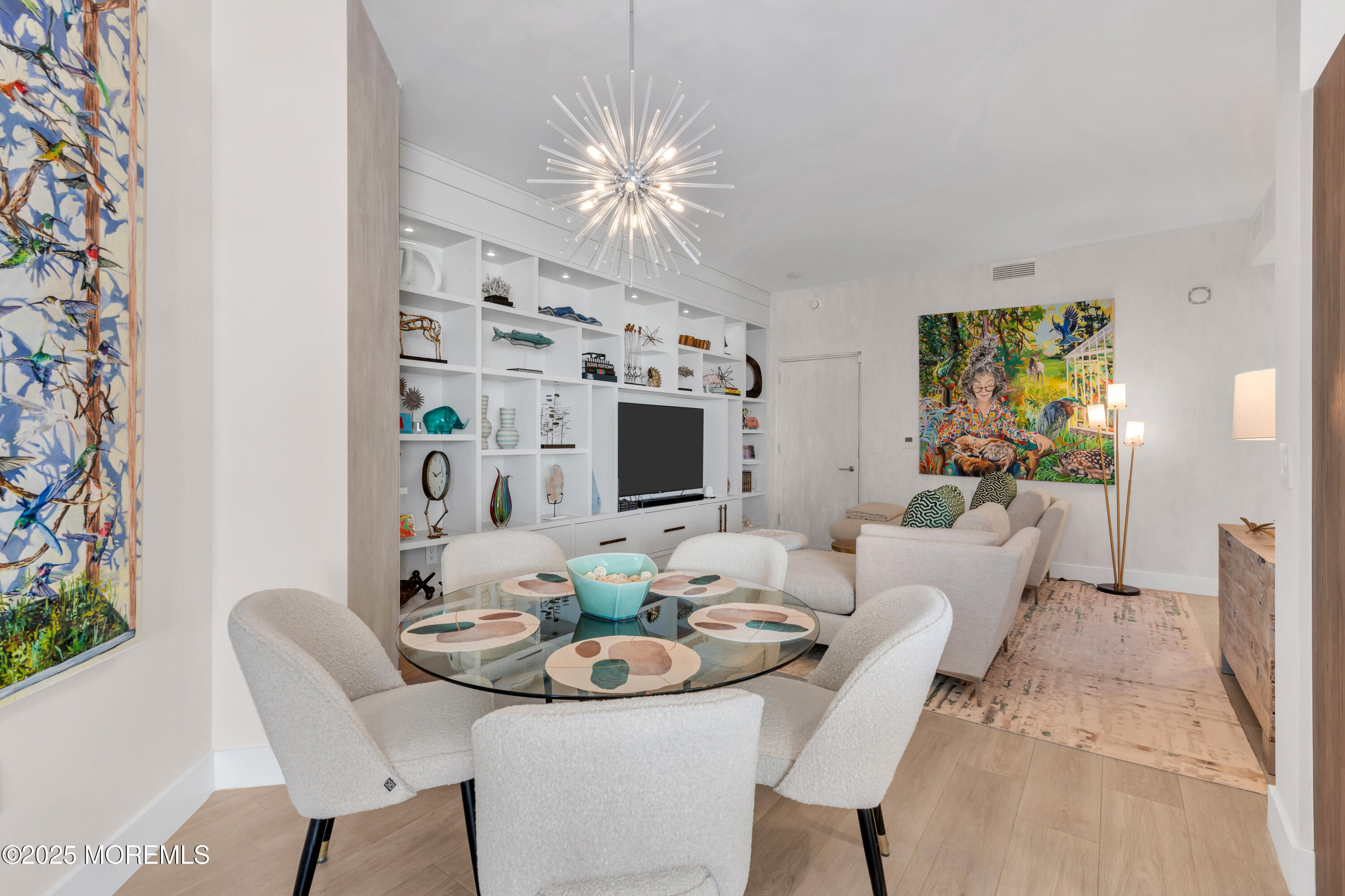 350 Ocean Avenue, 405