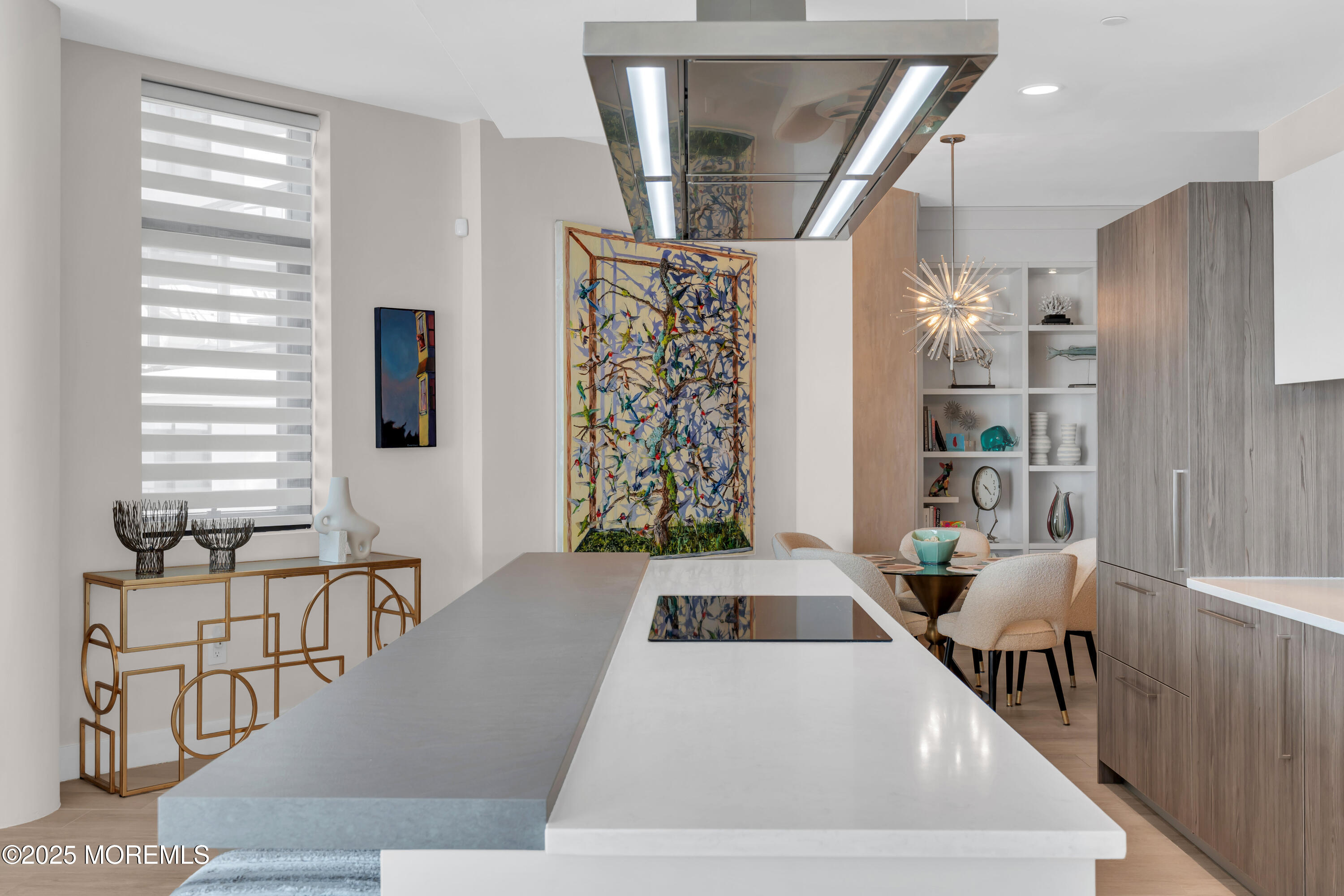 350 Ocean Avenue, 405