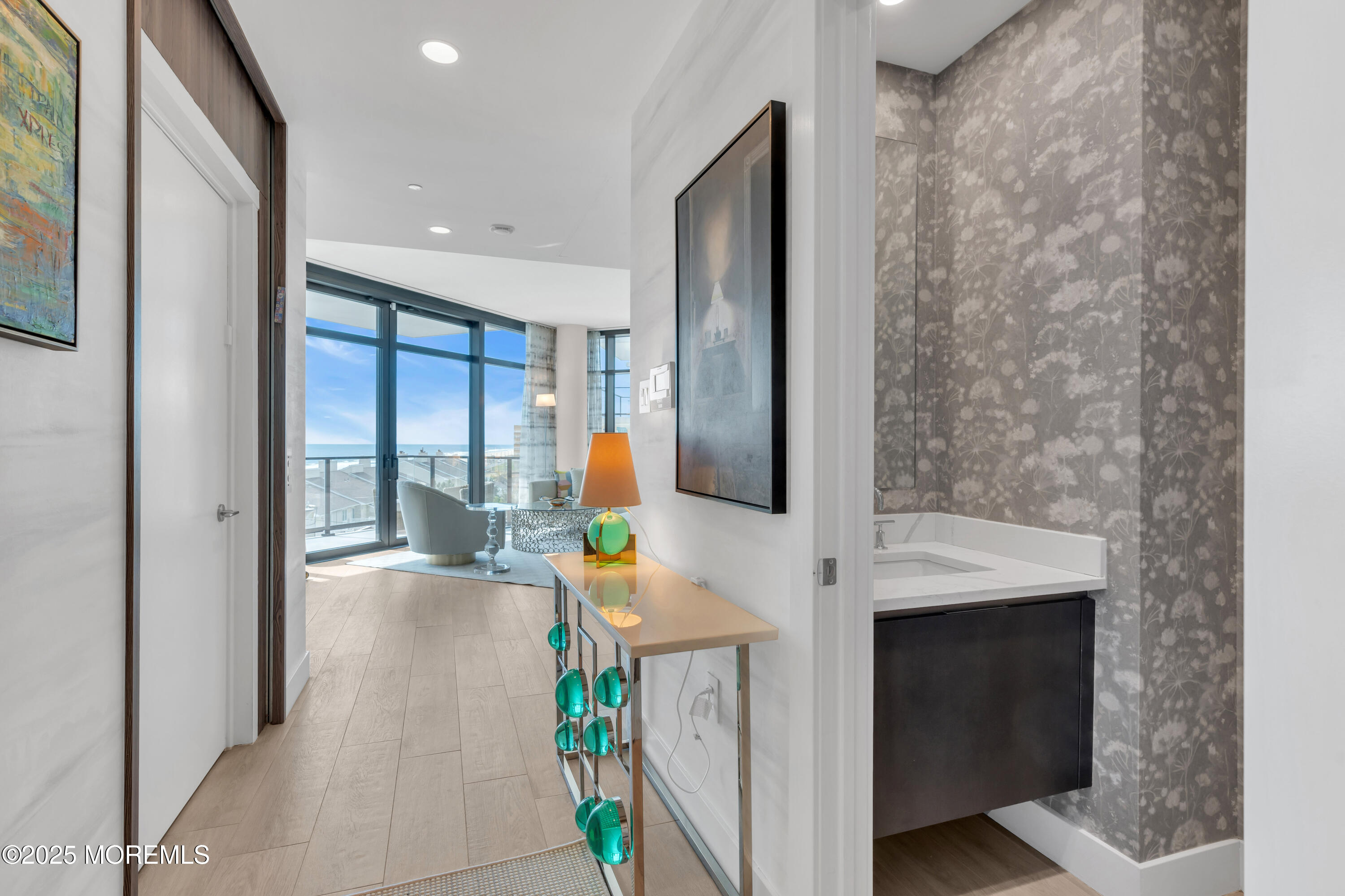 350 Ocean Avenue, 405