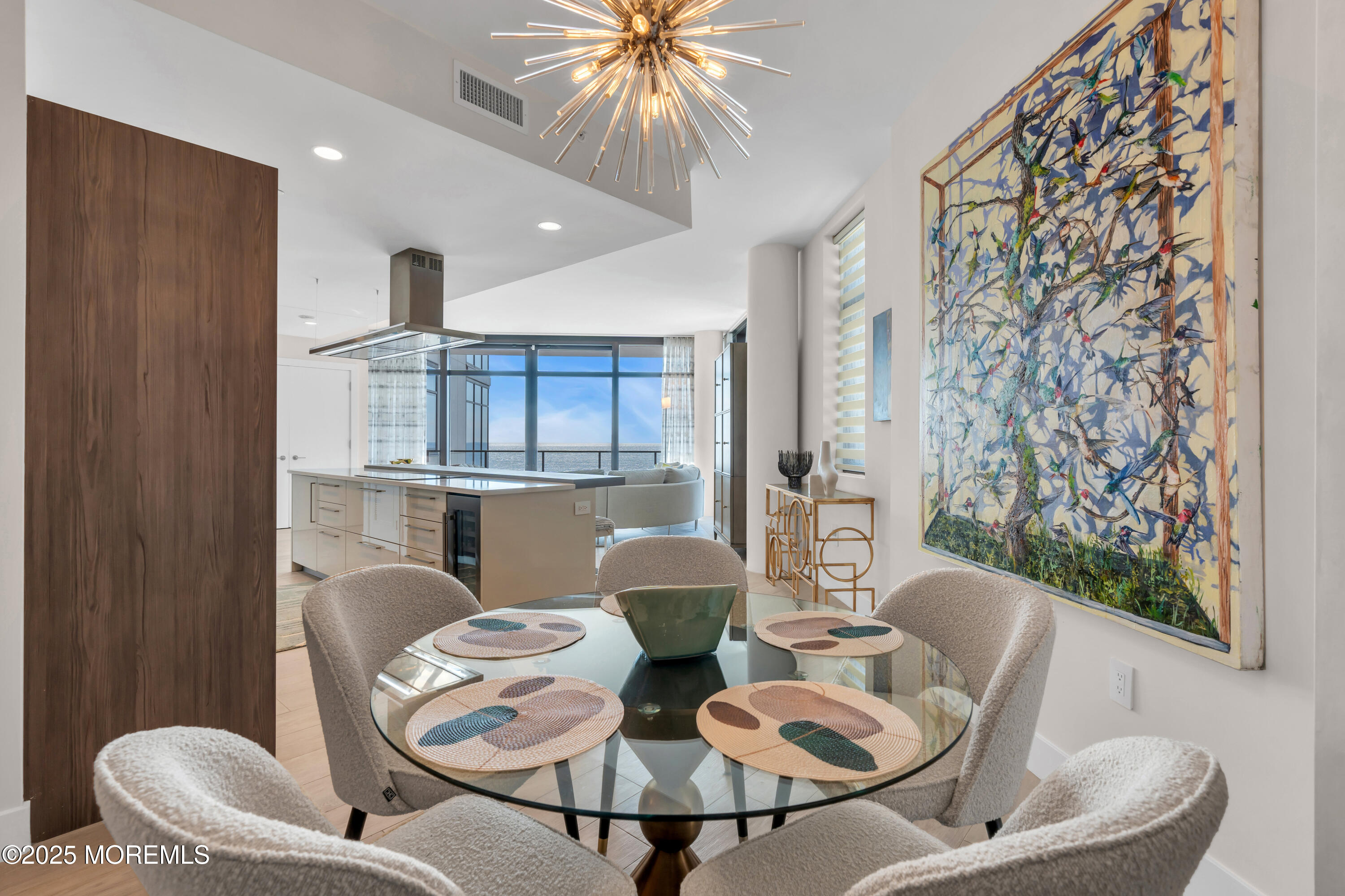 350 Ocean Avenue, 405