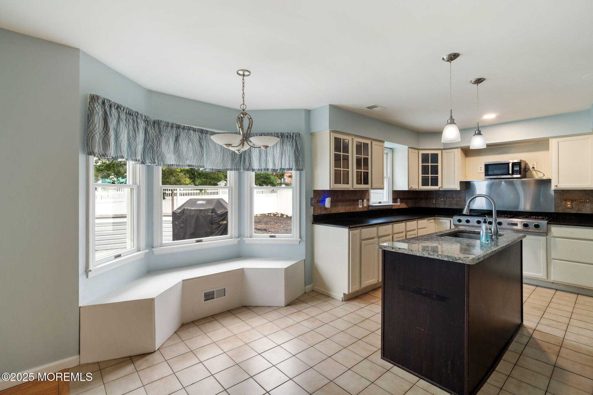 217 Lazy Oak Lane