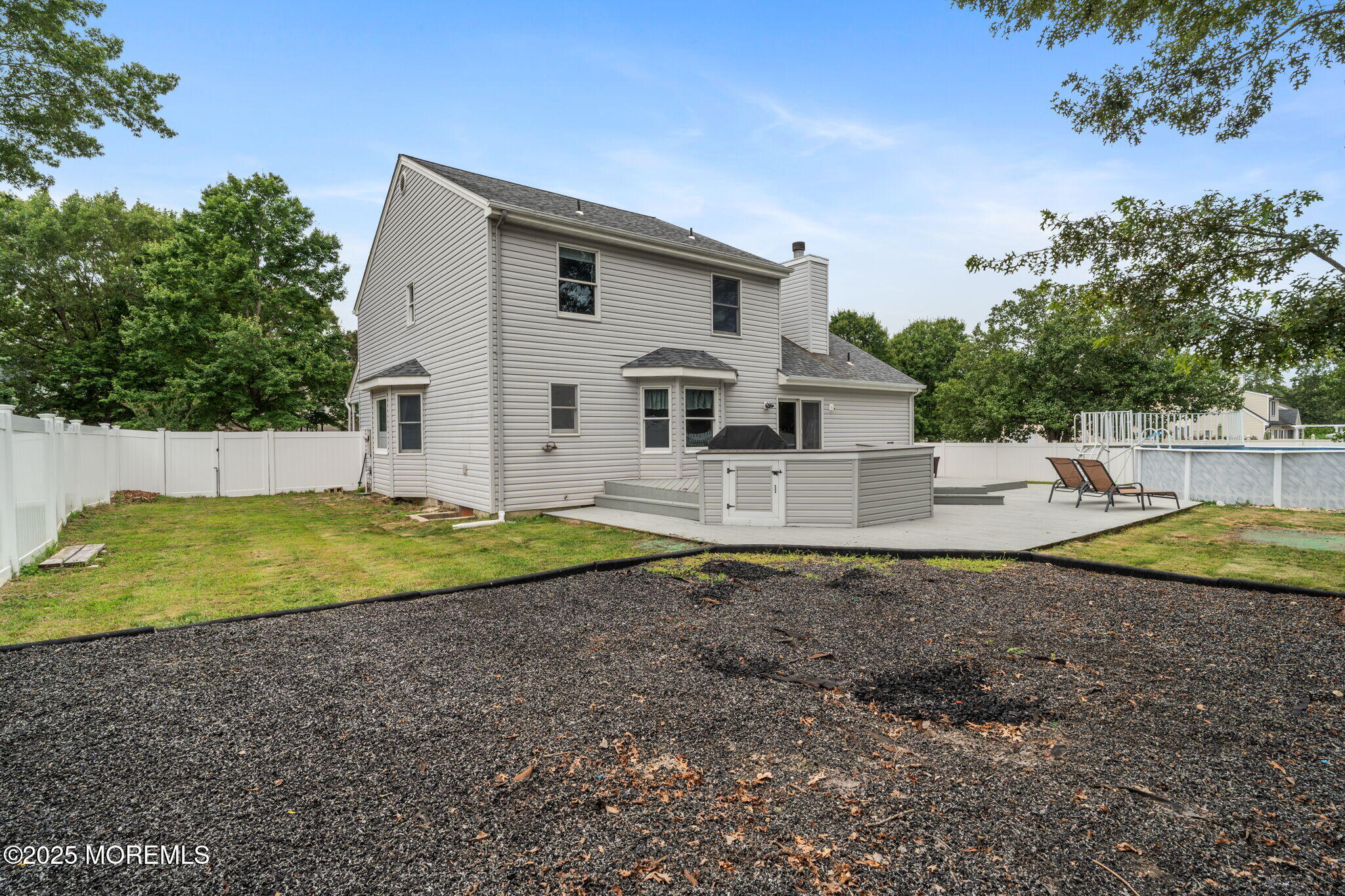 217 Lazy Oak Lane