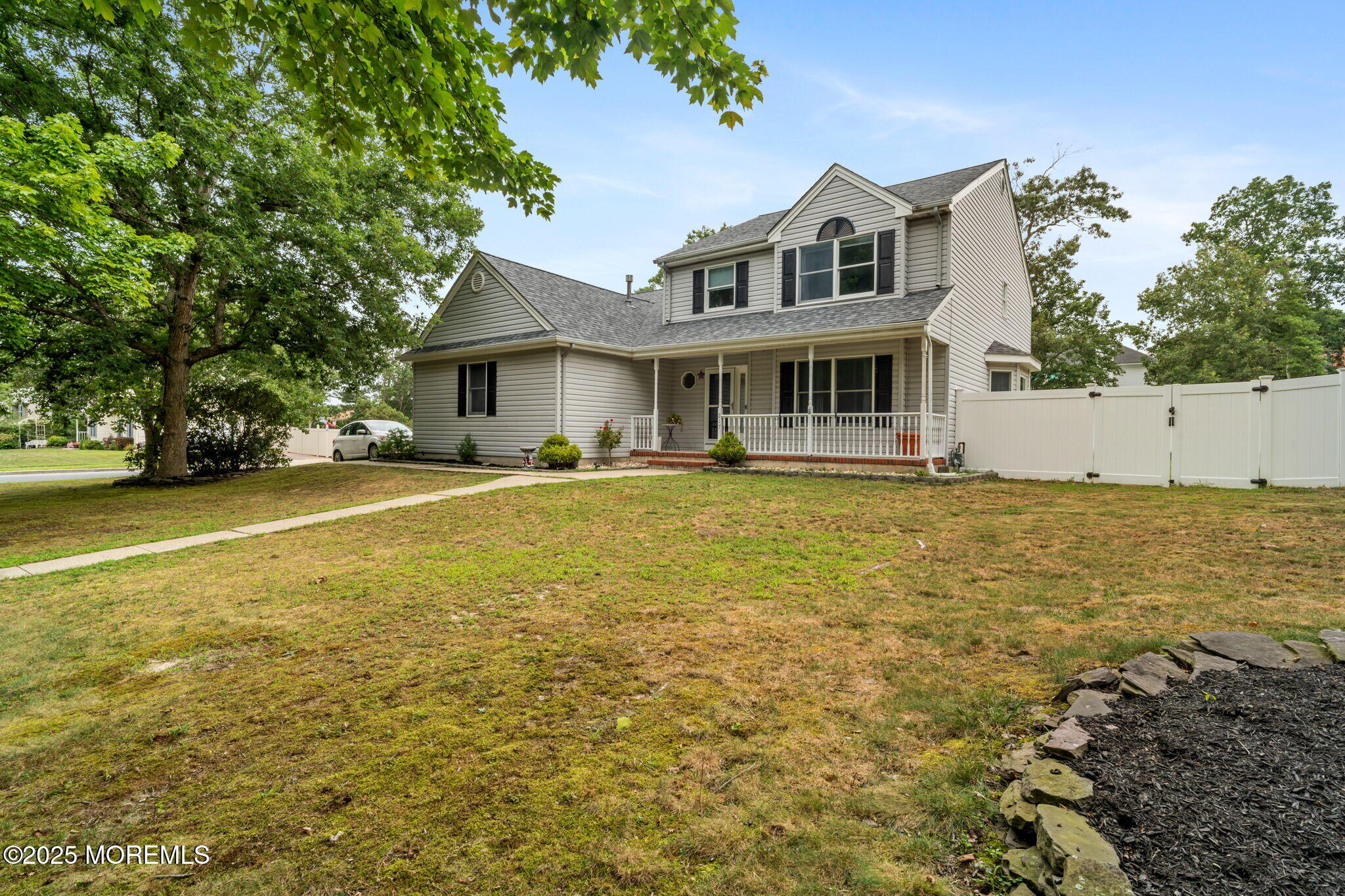 217 Lazy Oak Lane