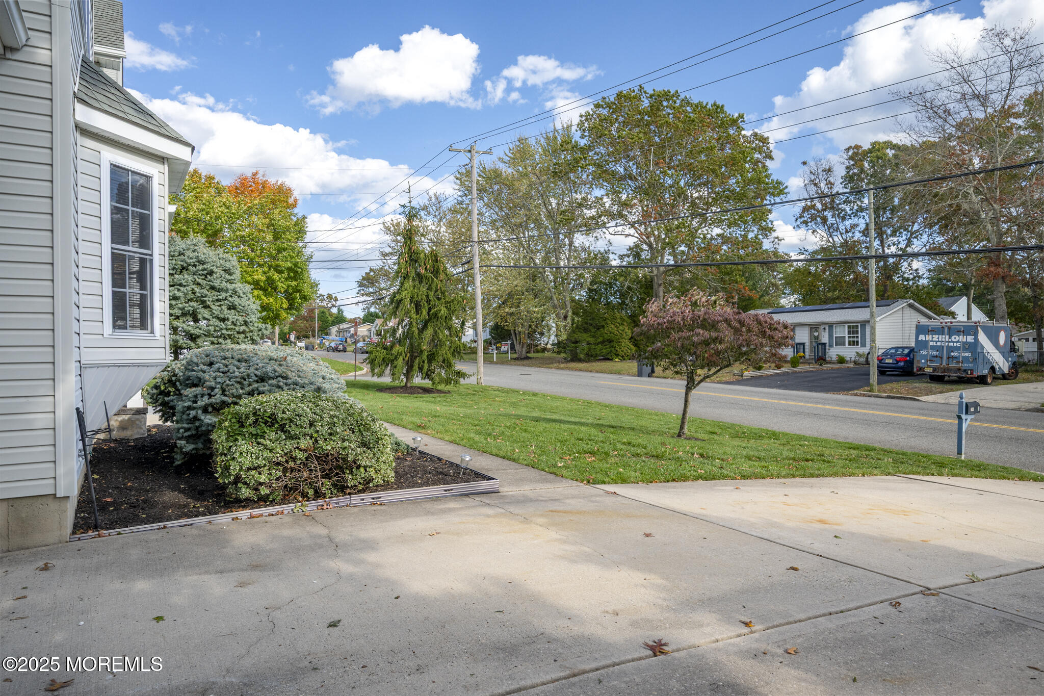 296 Neptune Drive, Manahawkin