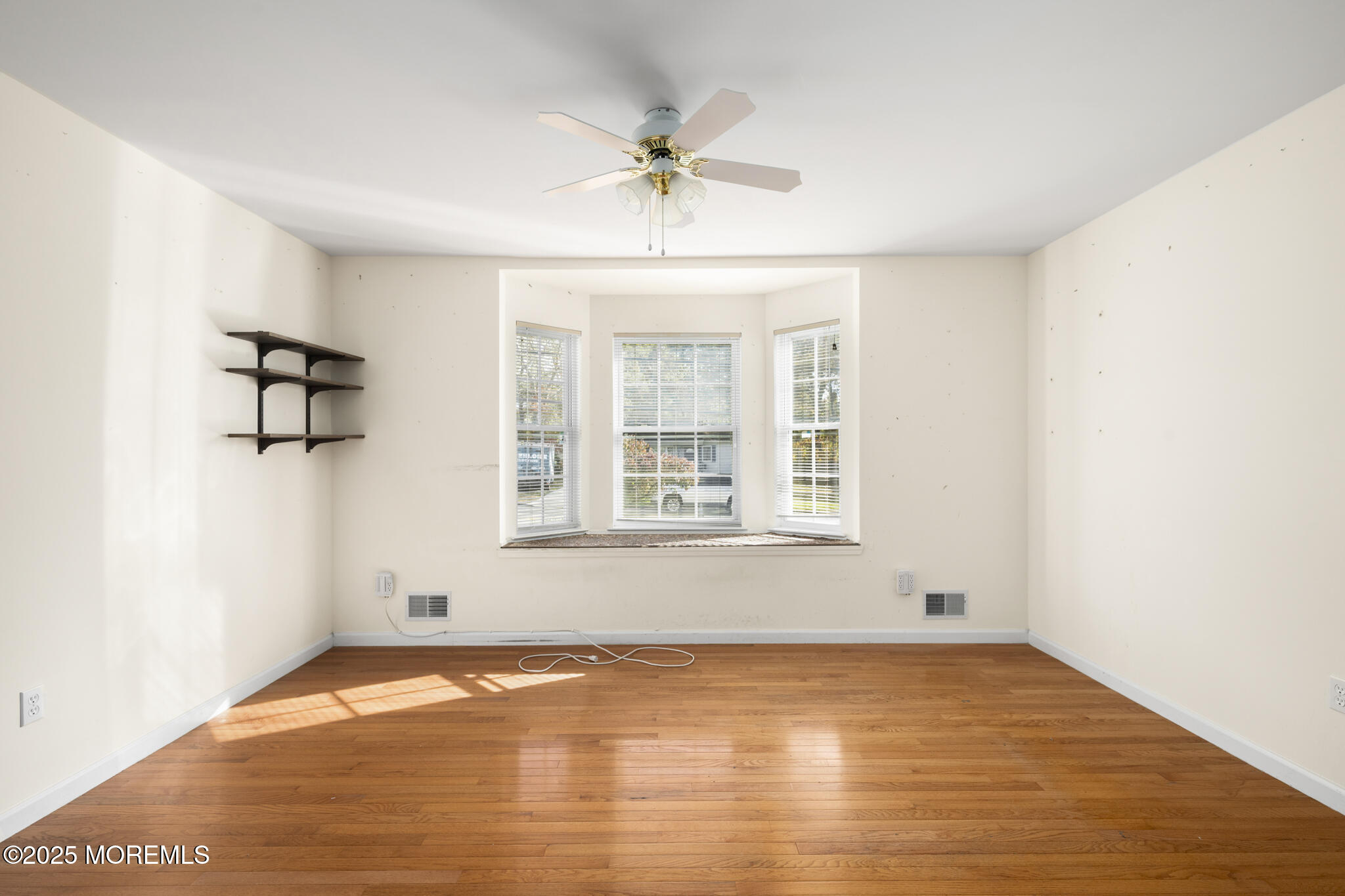 296 Neptune Drive, Manahawkin