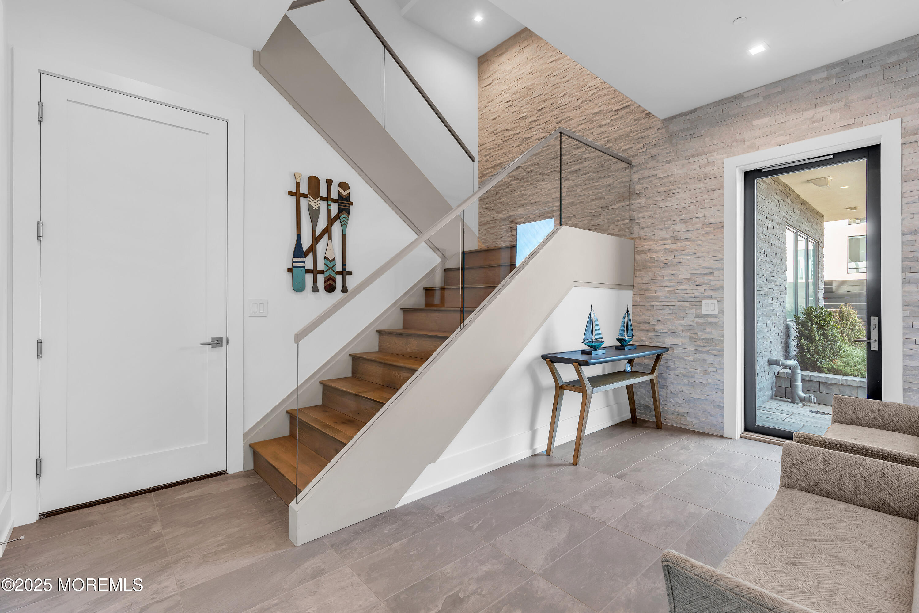 200 N Ocean Avenue 13