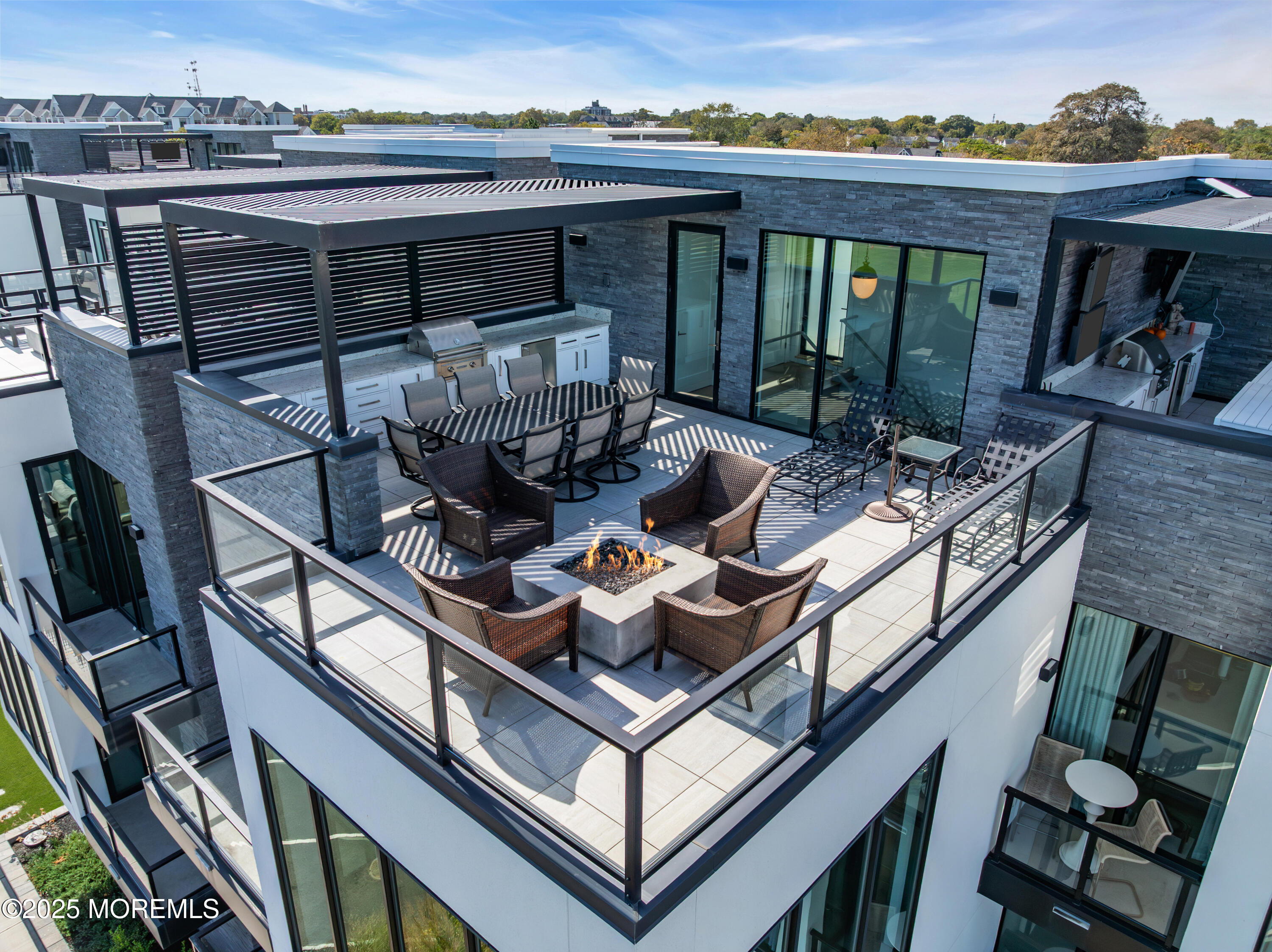 200 N Ocean Avenue 13