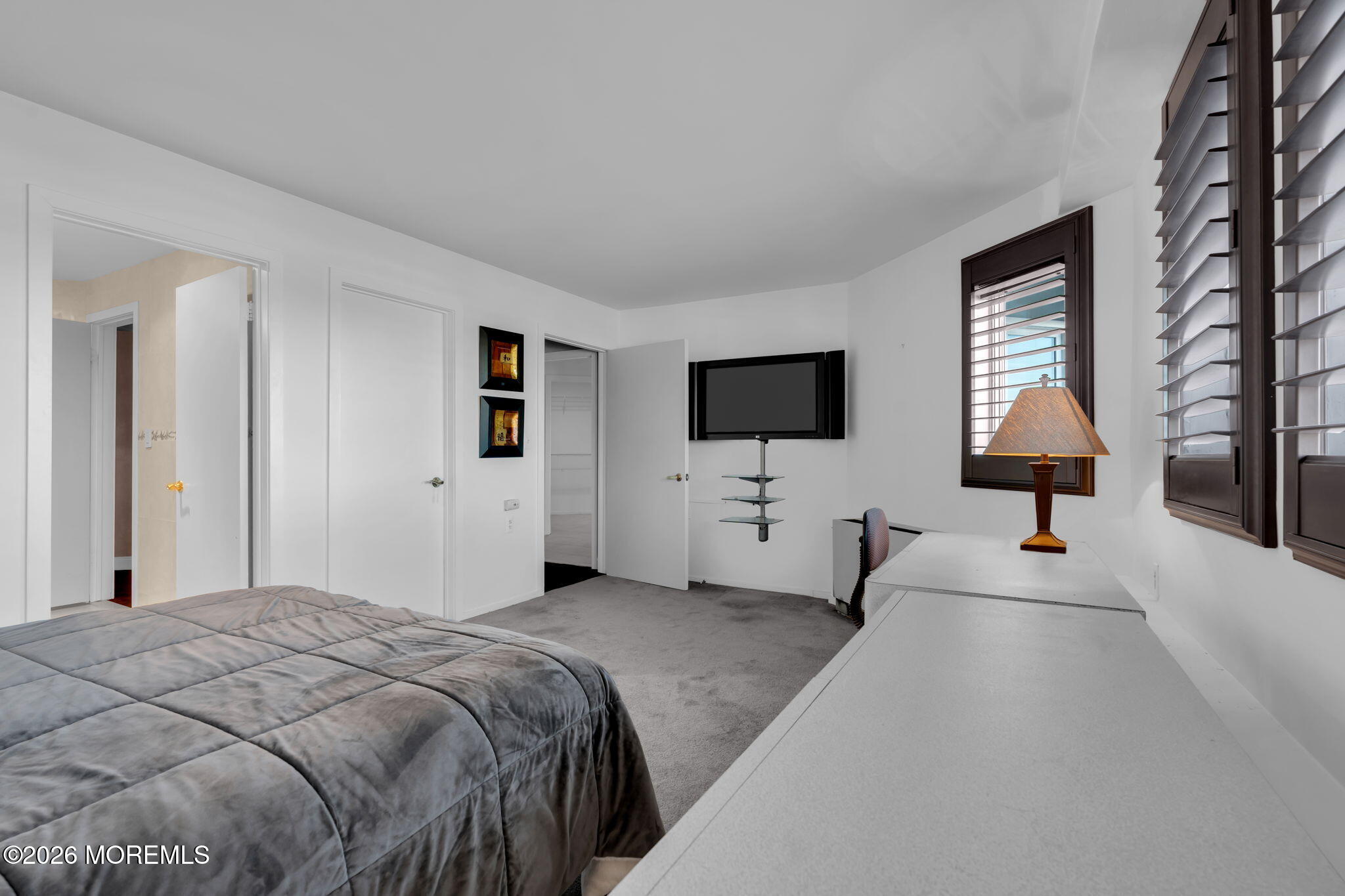 300 Ocean Avenue N 1C