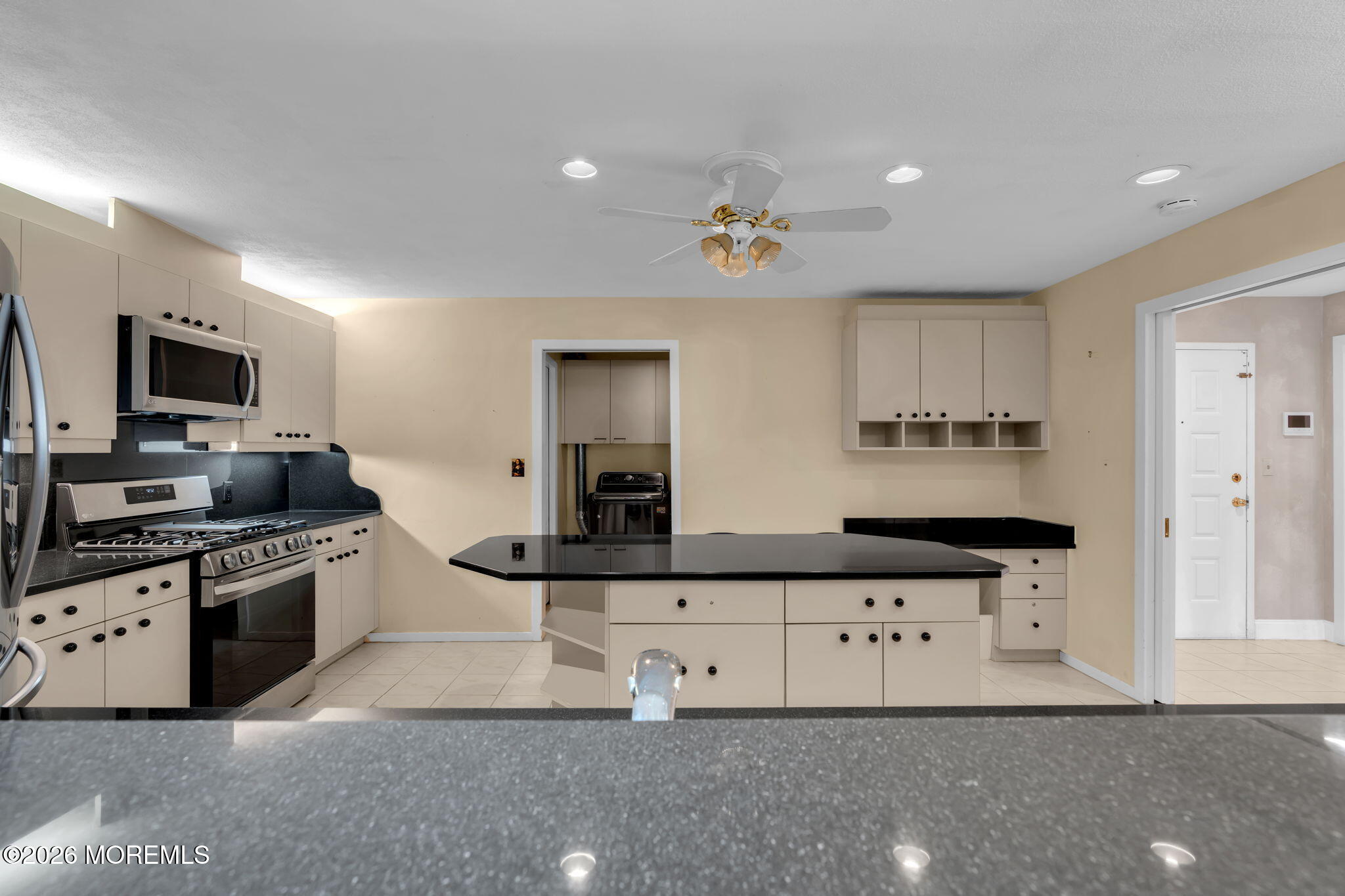 300 Ocean Avenue N 1C