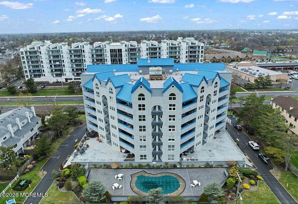 300 Ocean Avenue N 1C