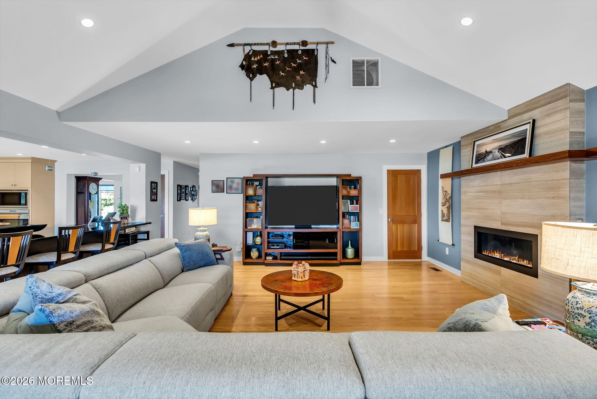 16 Meadow Avenue