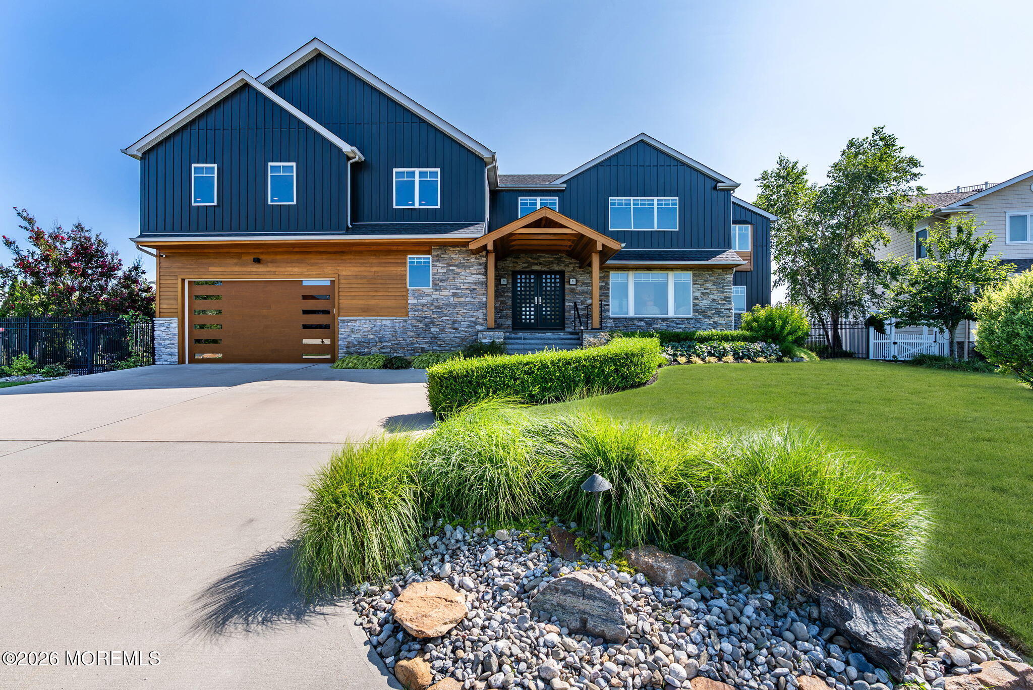 16 Meadow Avenue