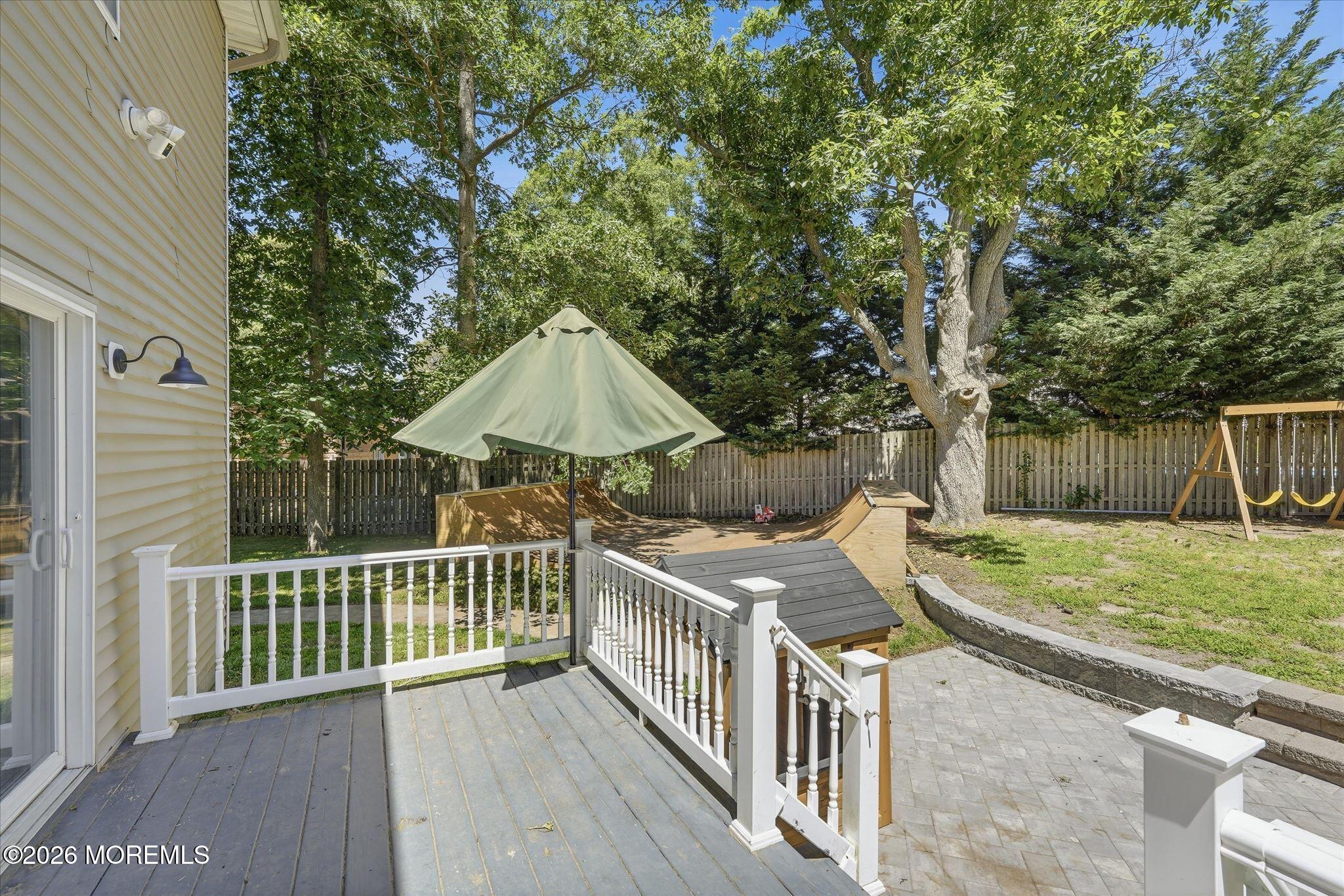 4 Greenbriar Drive