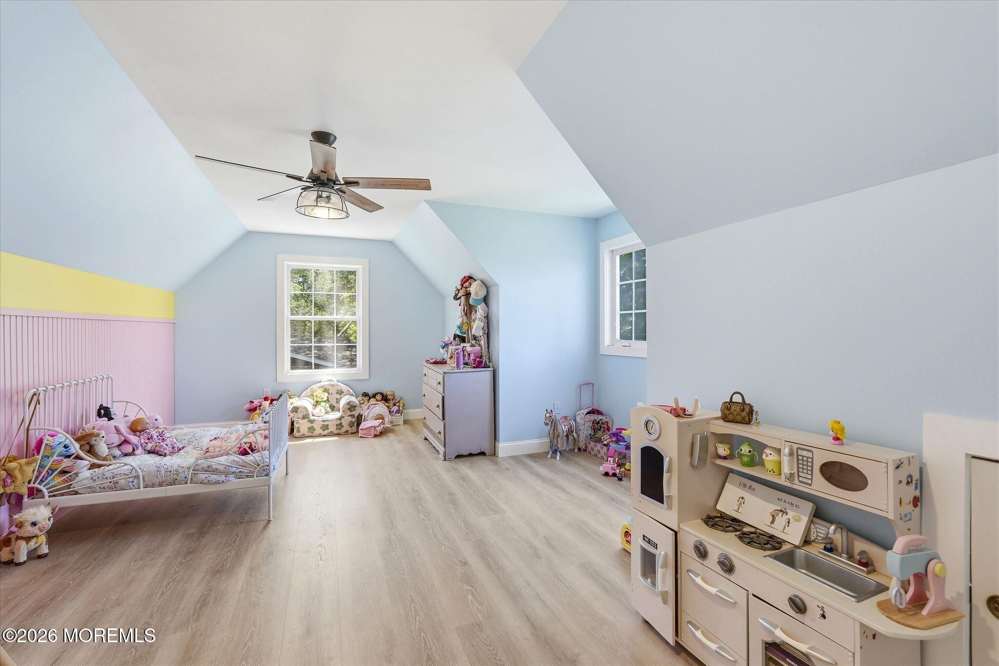 4 Greenbriar Drive
