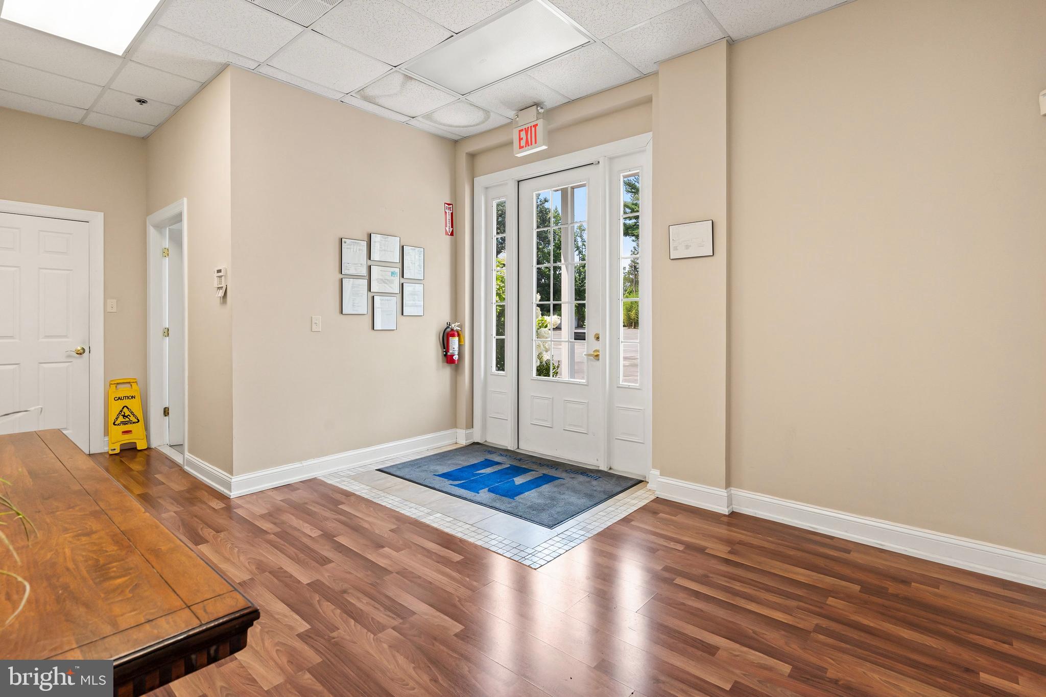 360 Fairview Ave