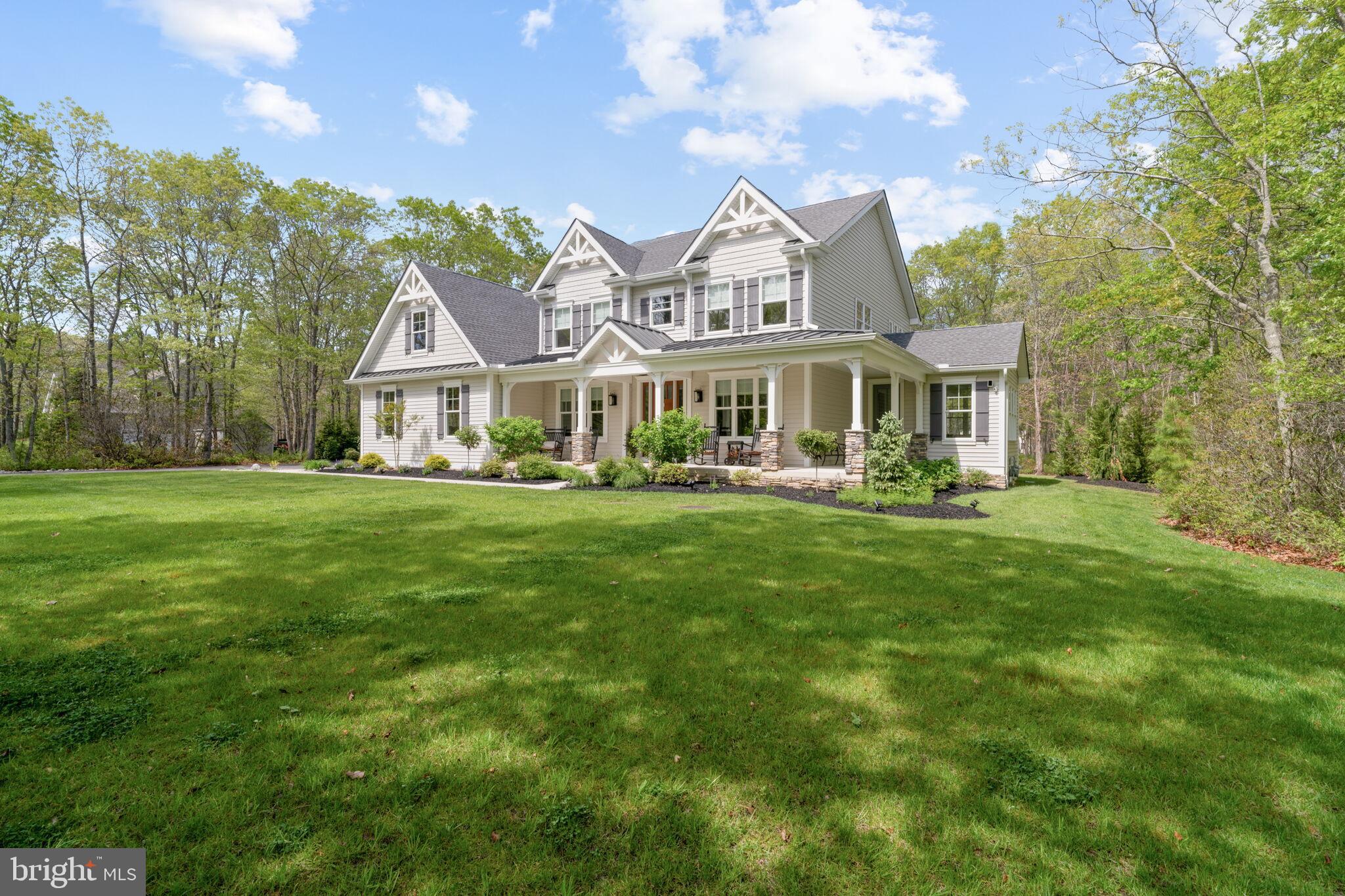 807 Curran Ct