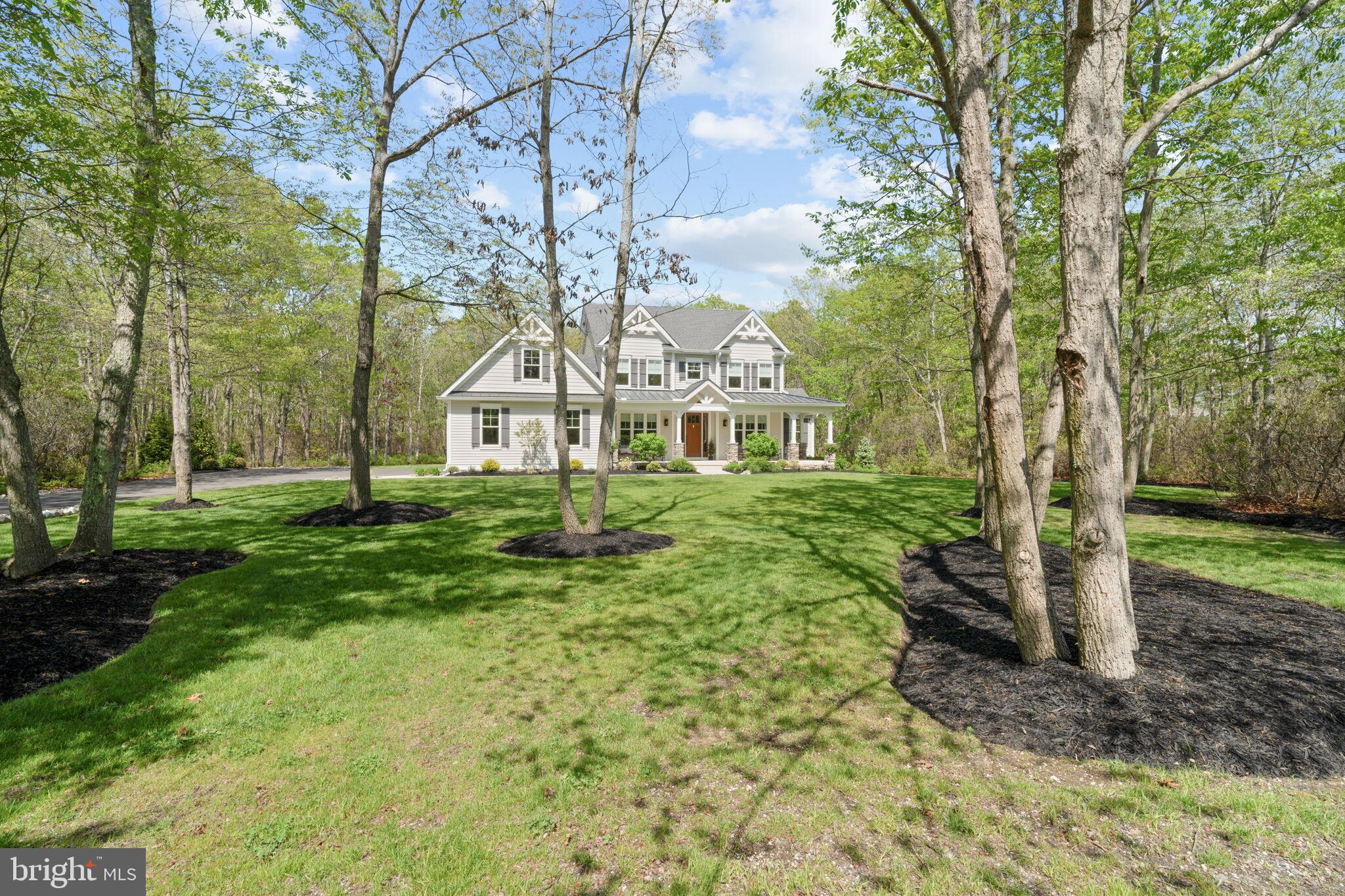 807 Curran Ct