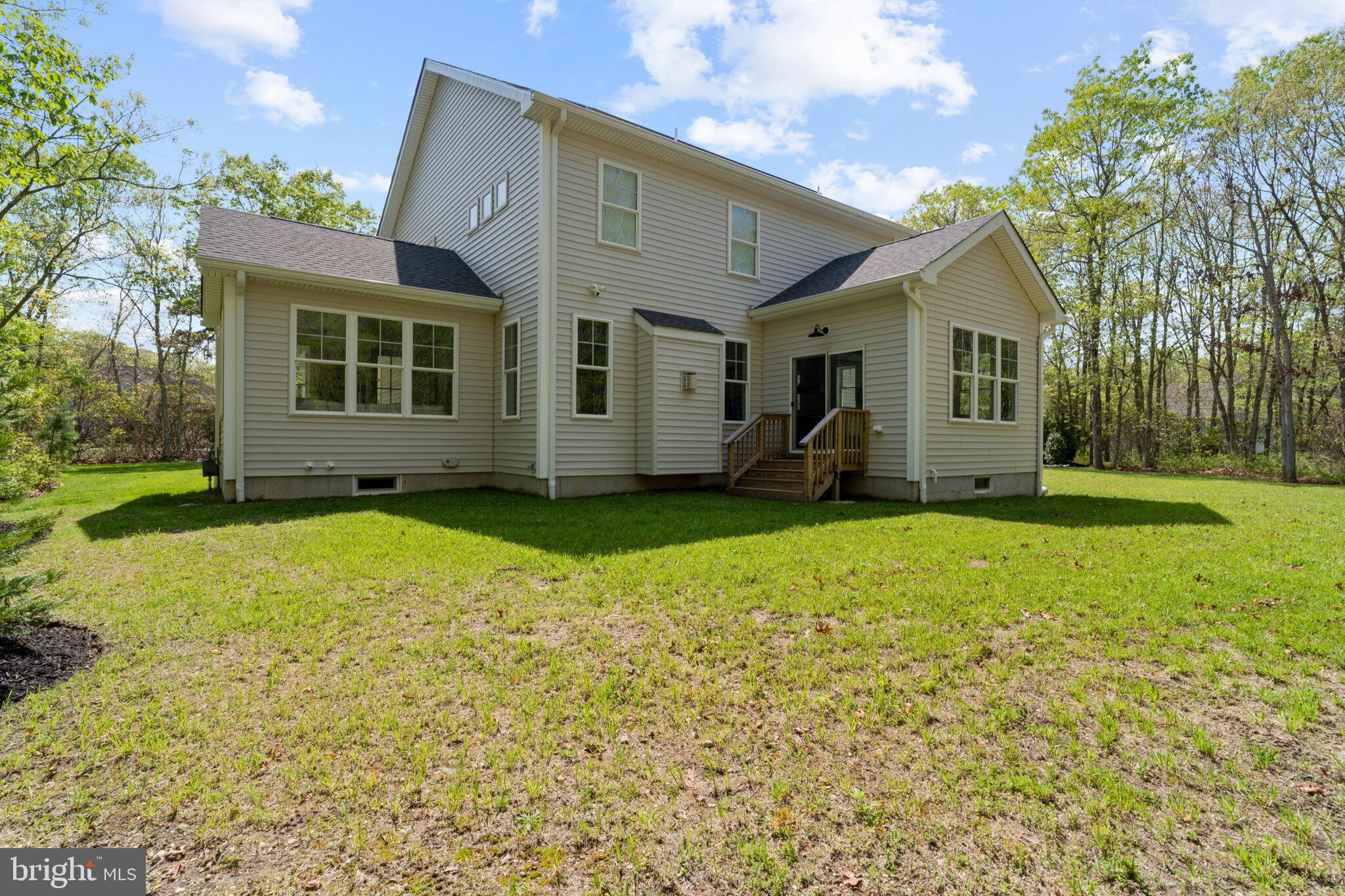 807 Curran Ct