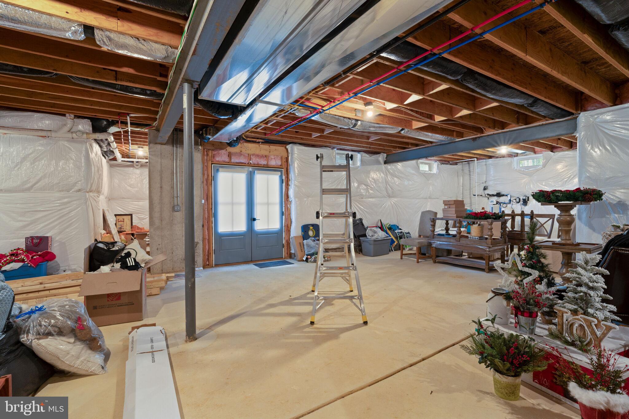 807 Curran Ct