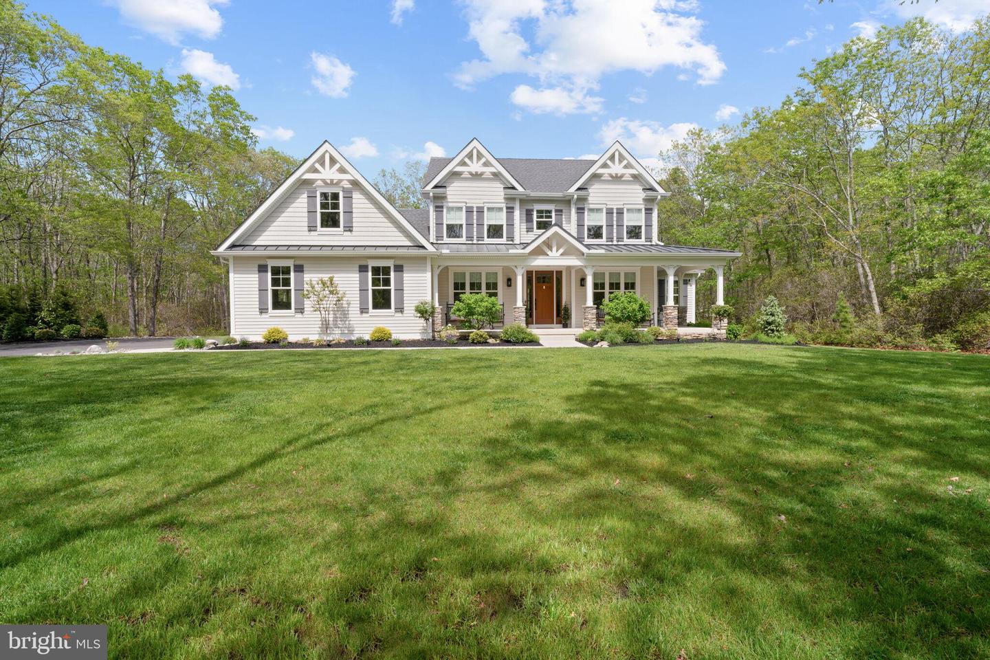 807 Curran Ct