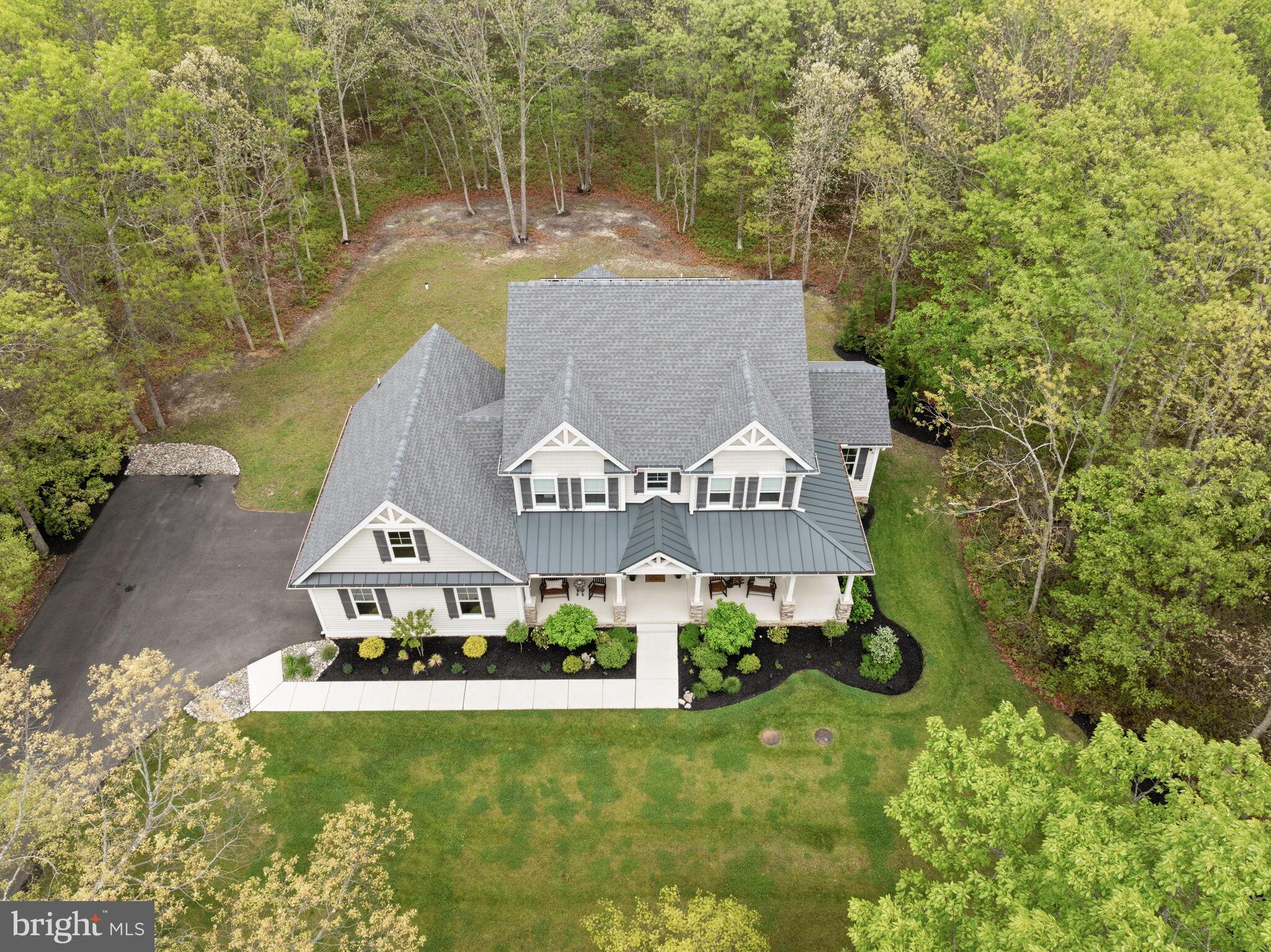 807 Curran Ct