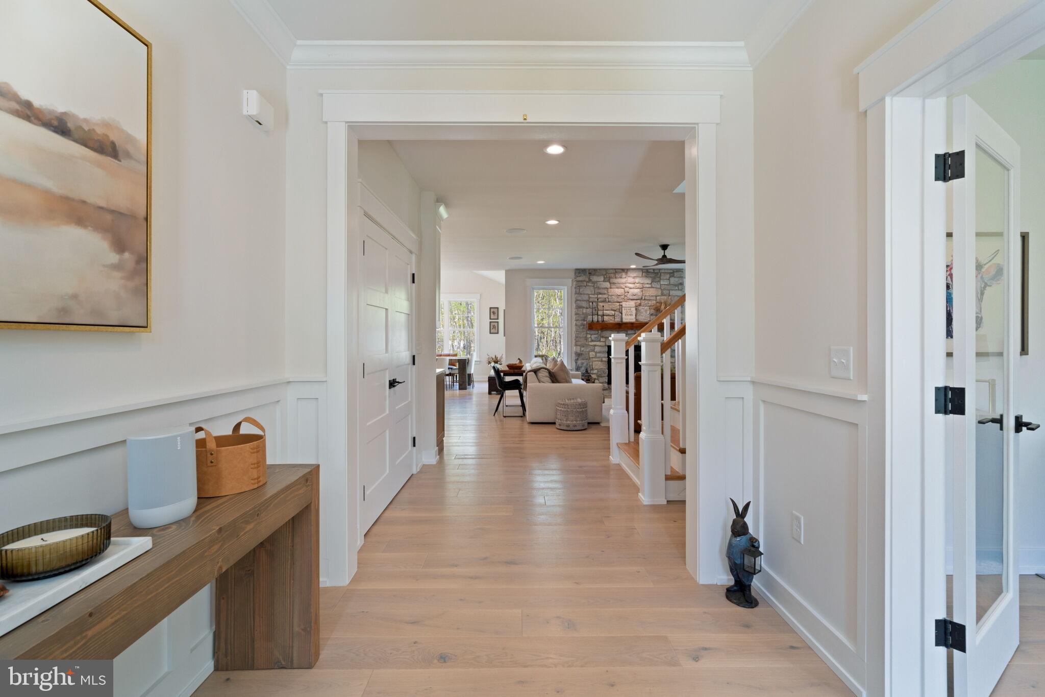 807 Curran Ct