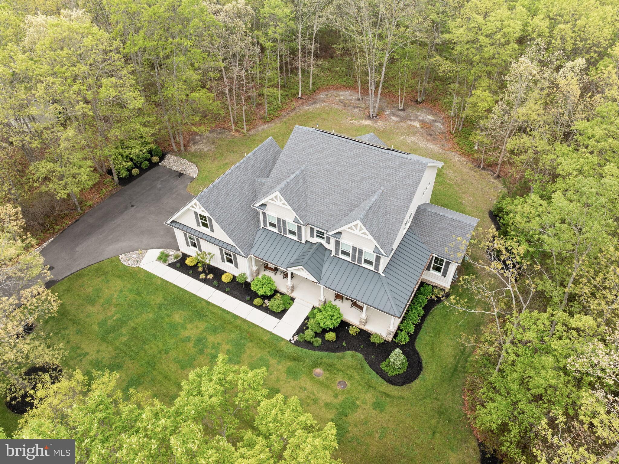 807 Curran Ct