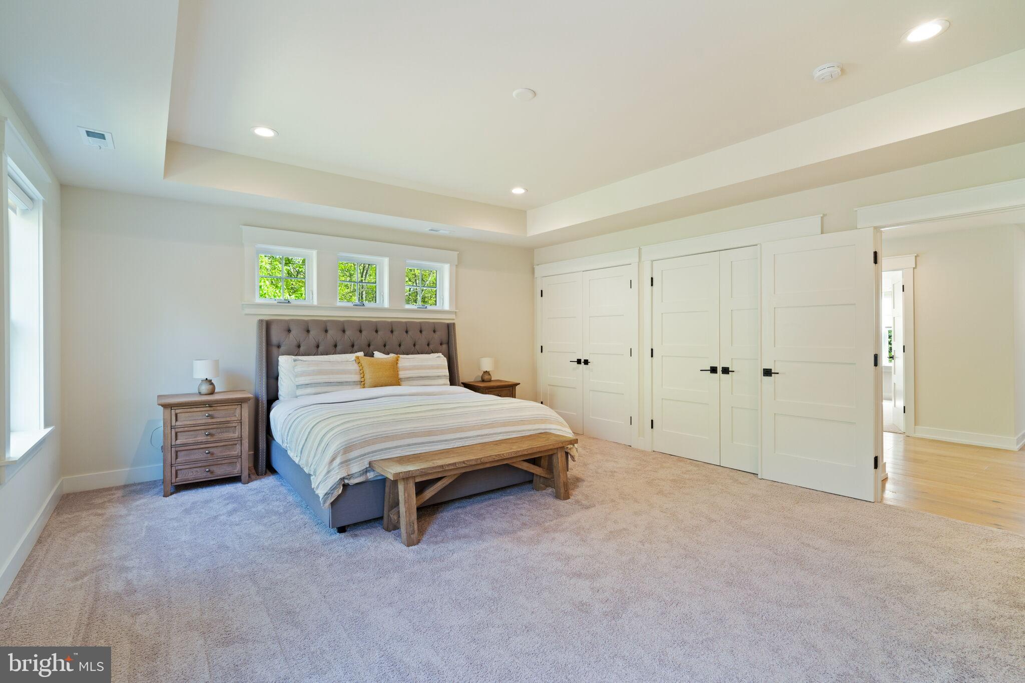 807 Curran Ct